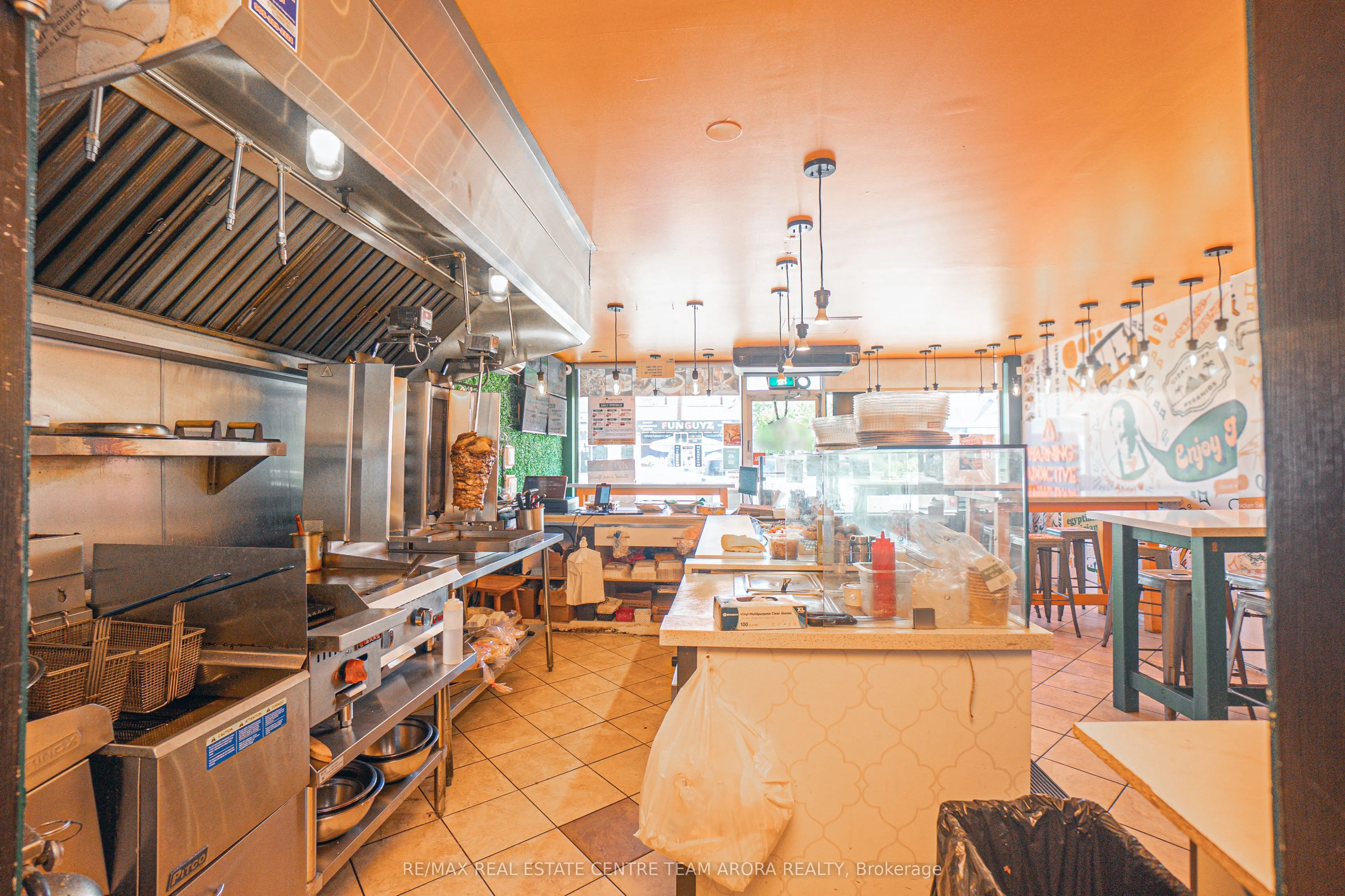 723 Lakeshore Road E