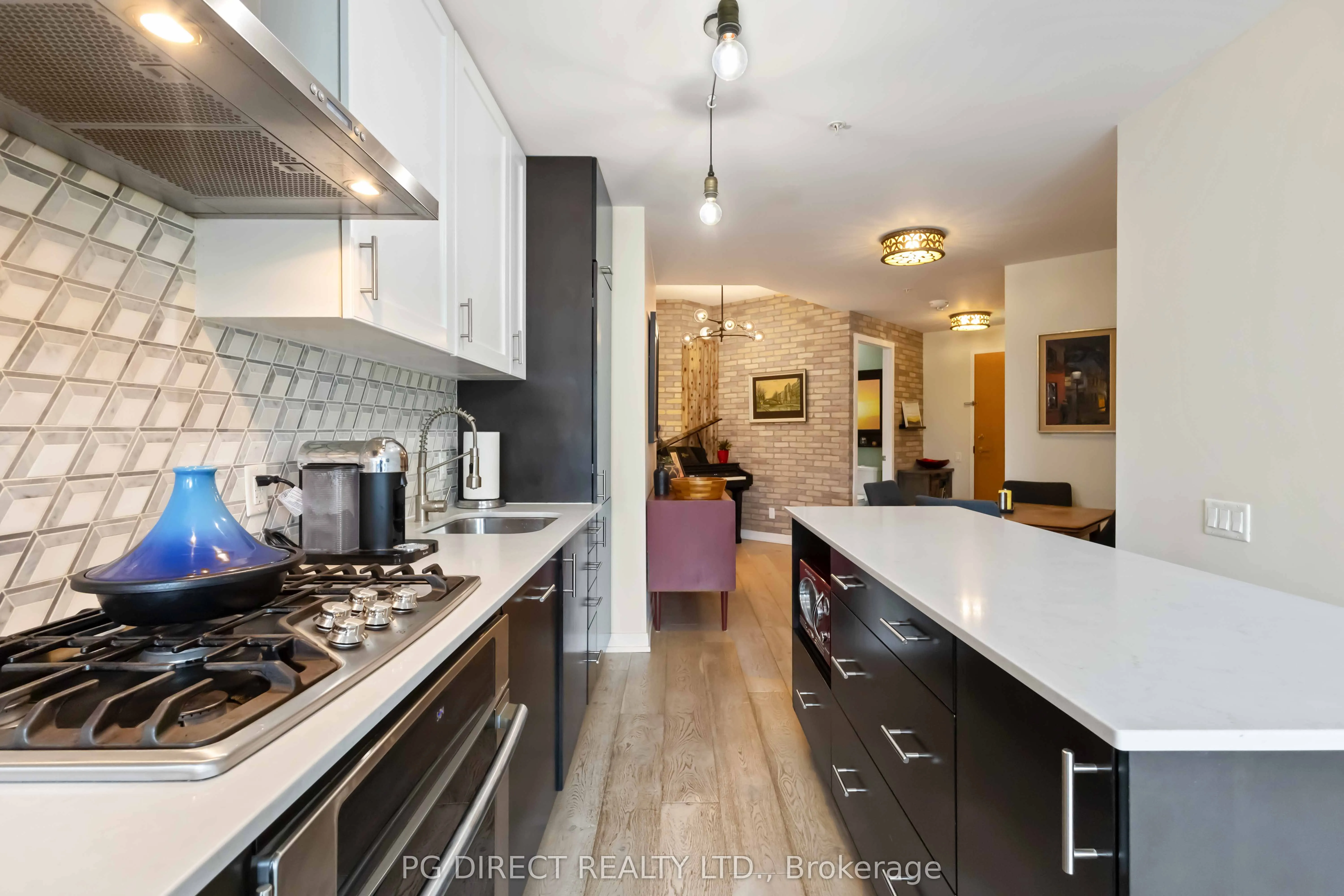 38 Howard Park Avenue, #622