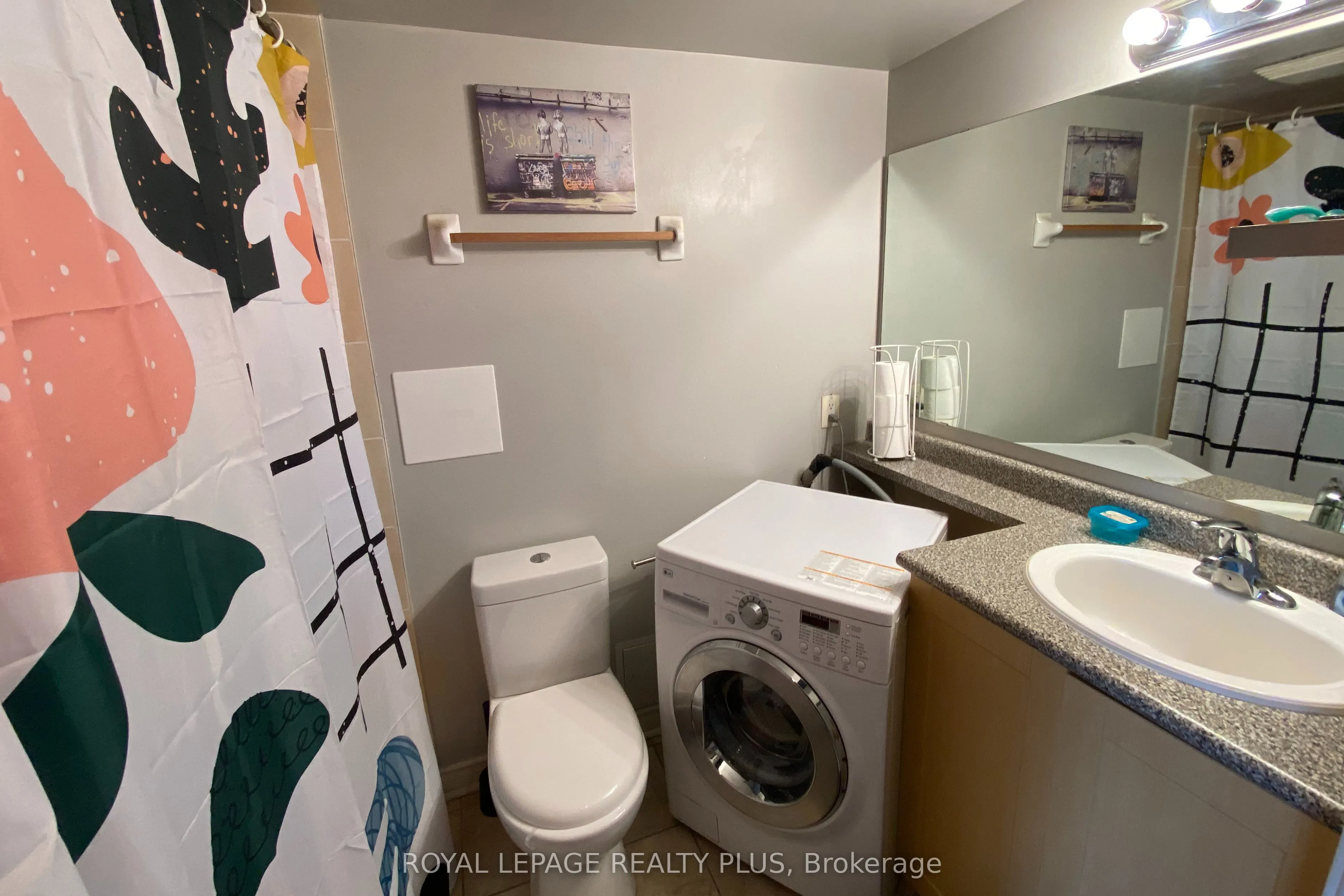 3501 Glen Erin Drive, #811