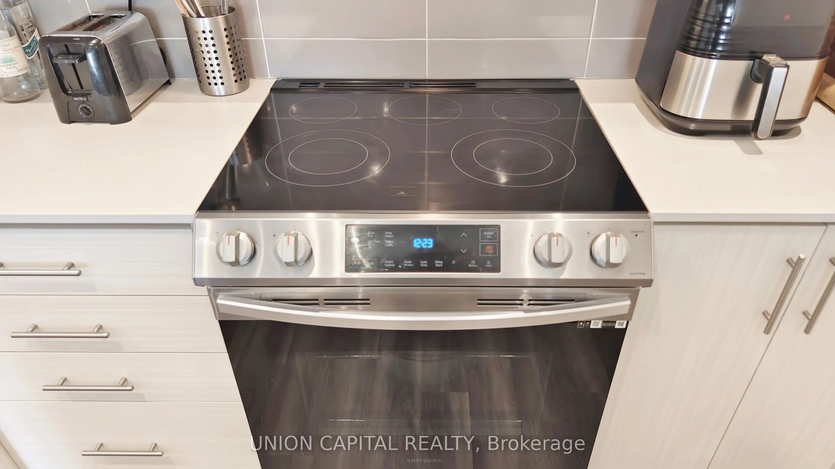15 William Jackson Way, #23