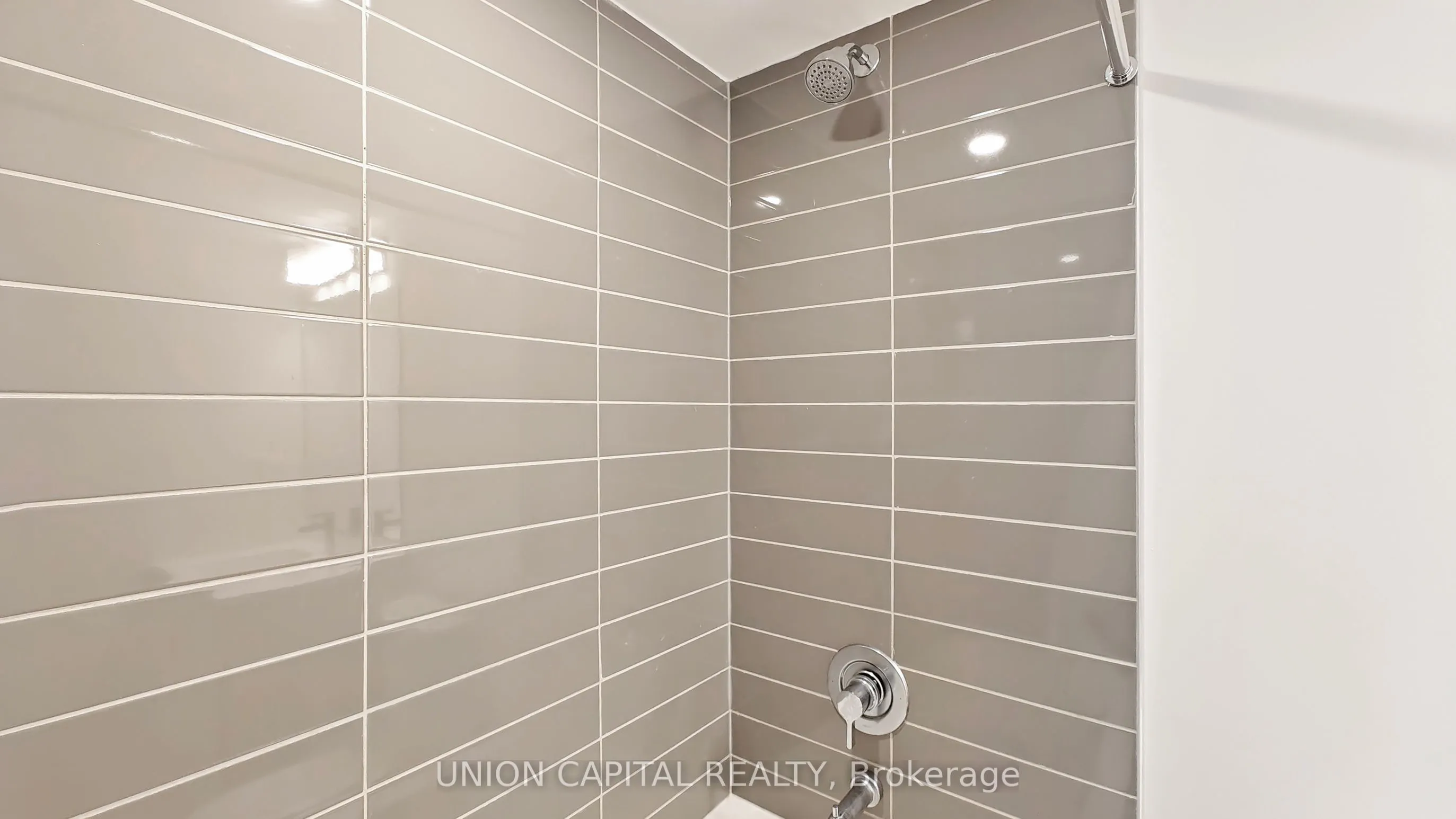 15 William Jackson Way, #23