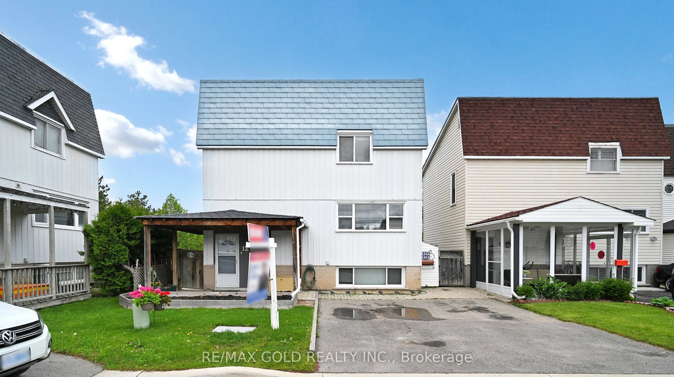 12 Homer Square