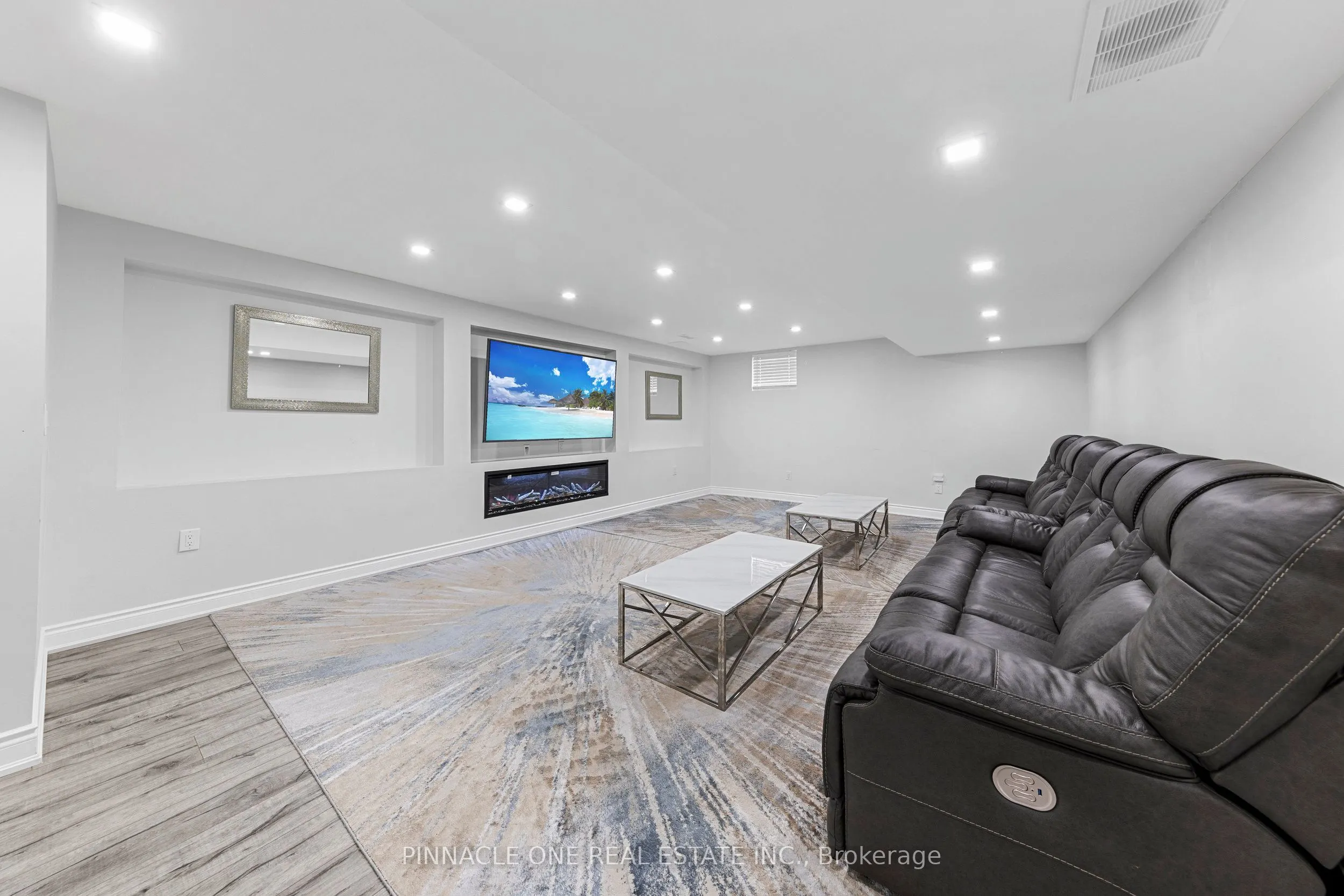 142 Sky Harbour Drive