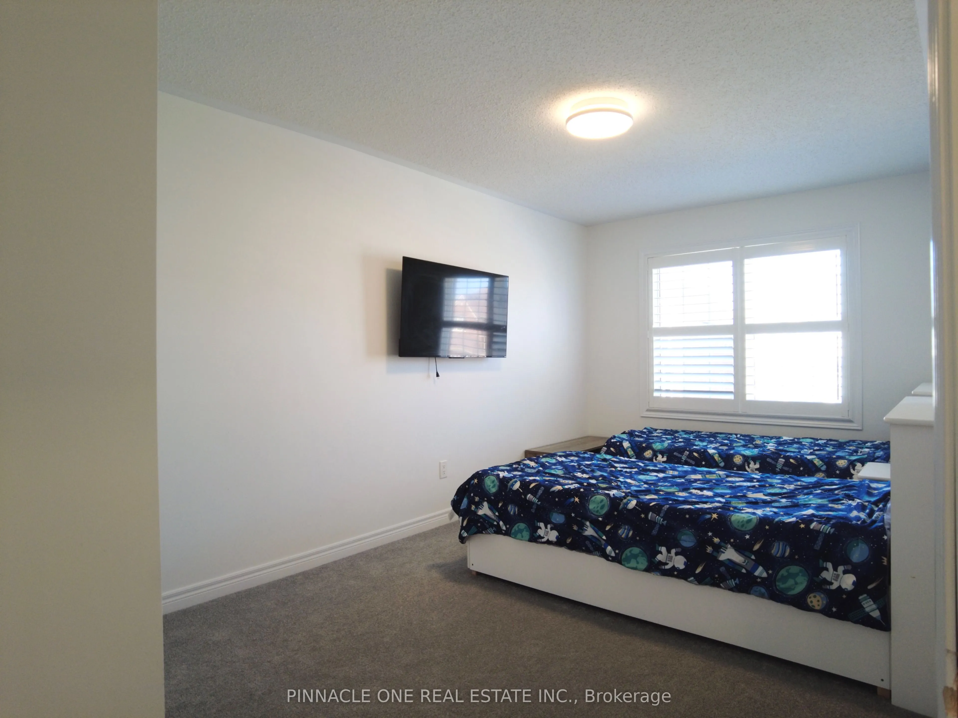 142 Sky Harbour Drive
