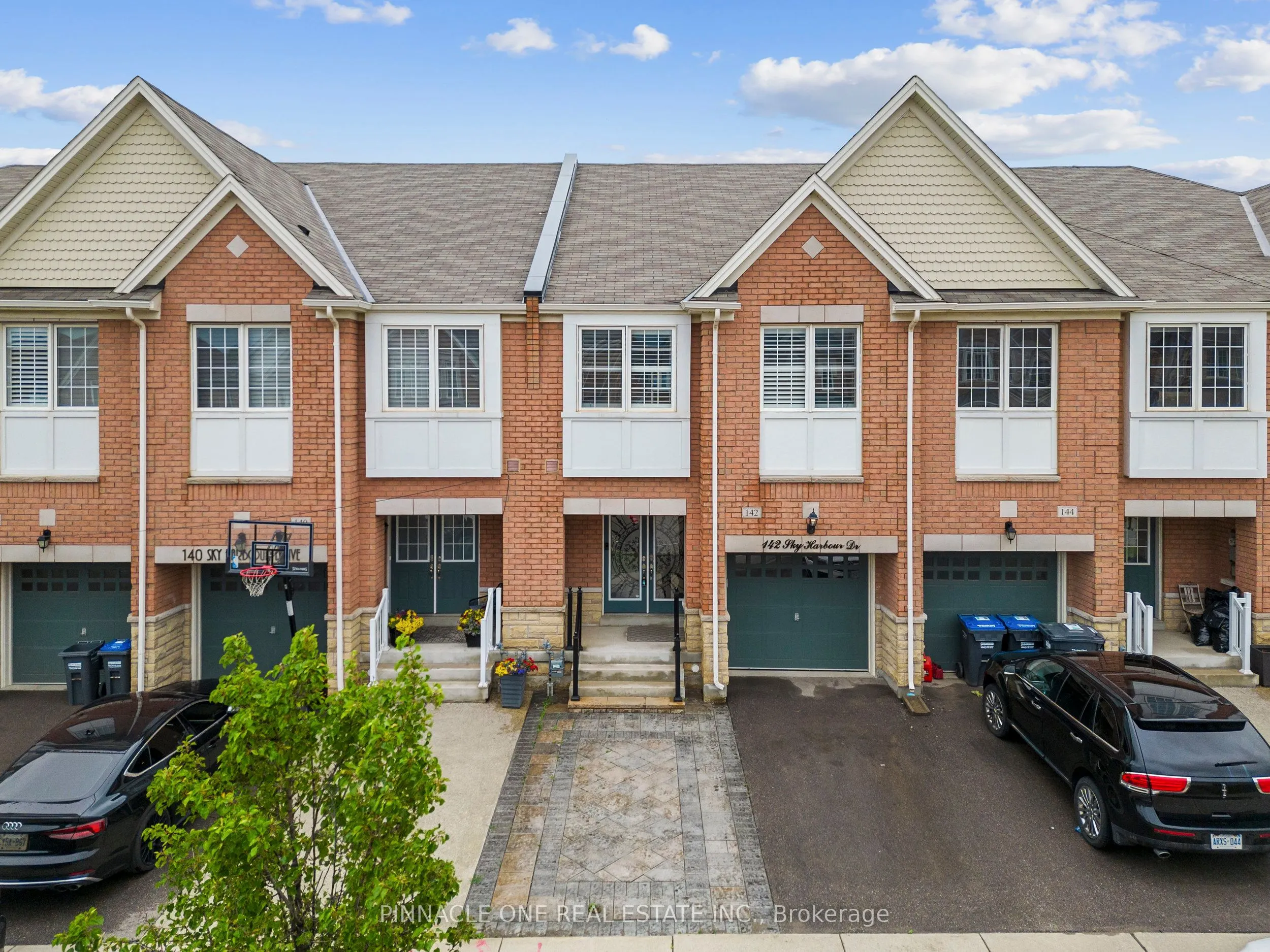 142 Sky Harbour Drive