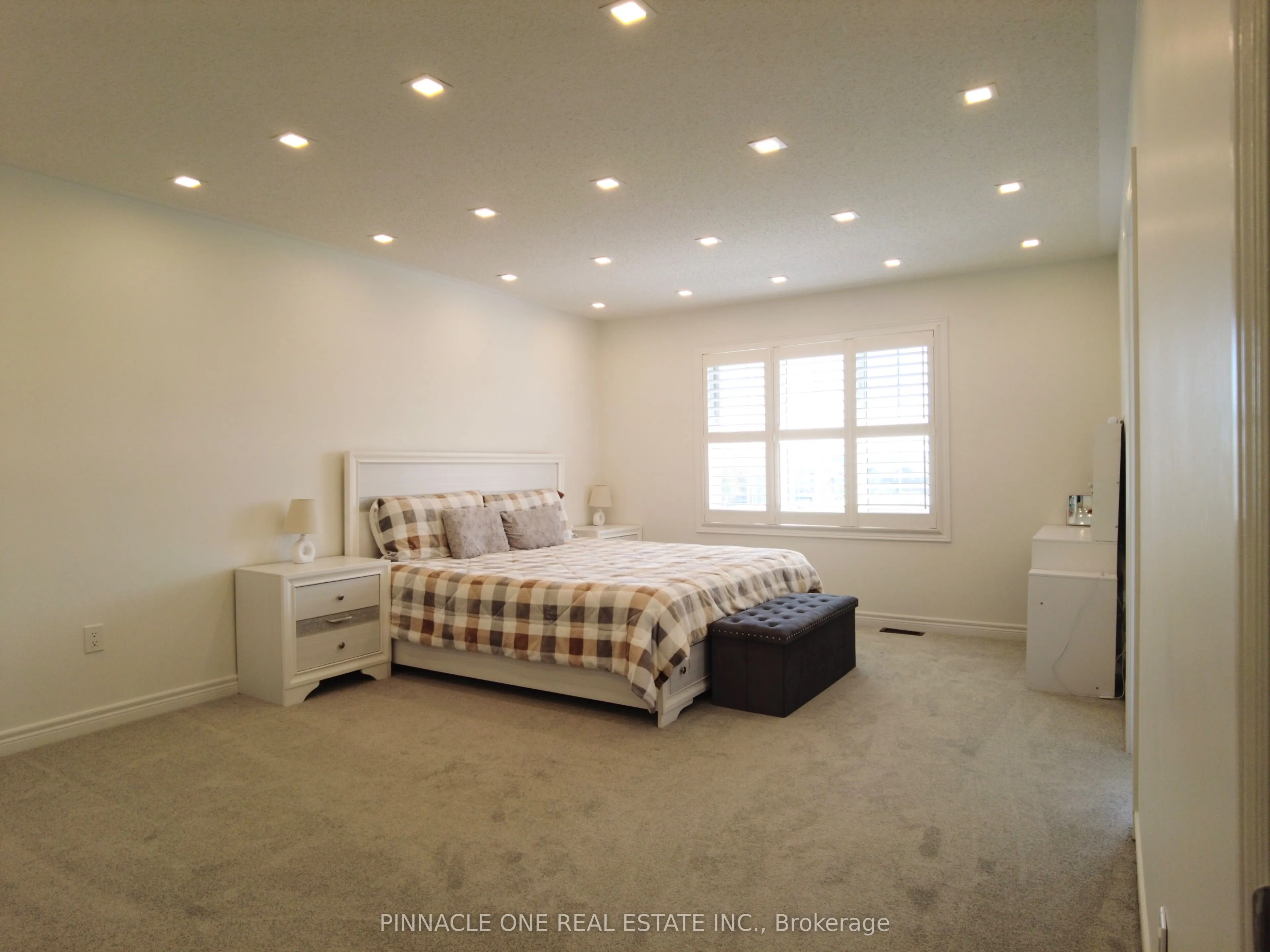 142 Sky Harbour Drive