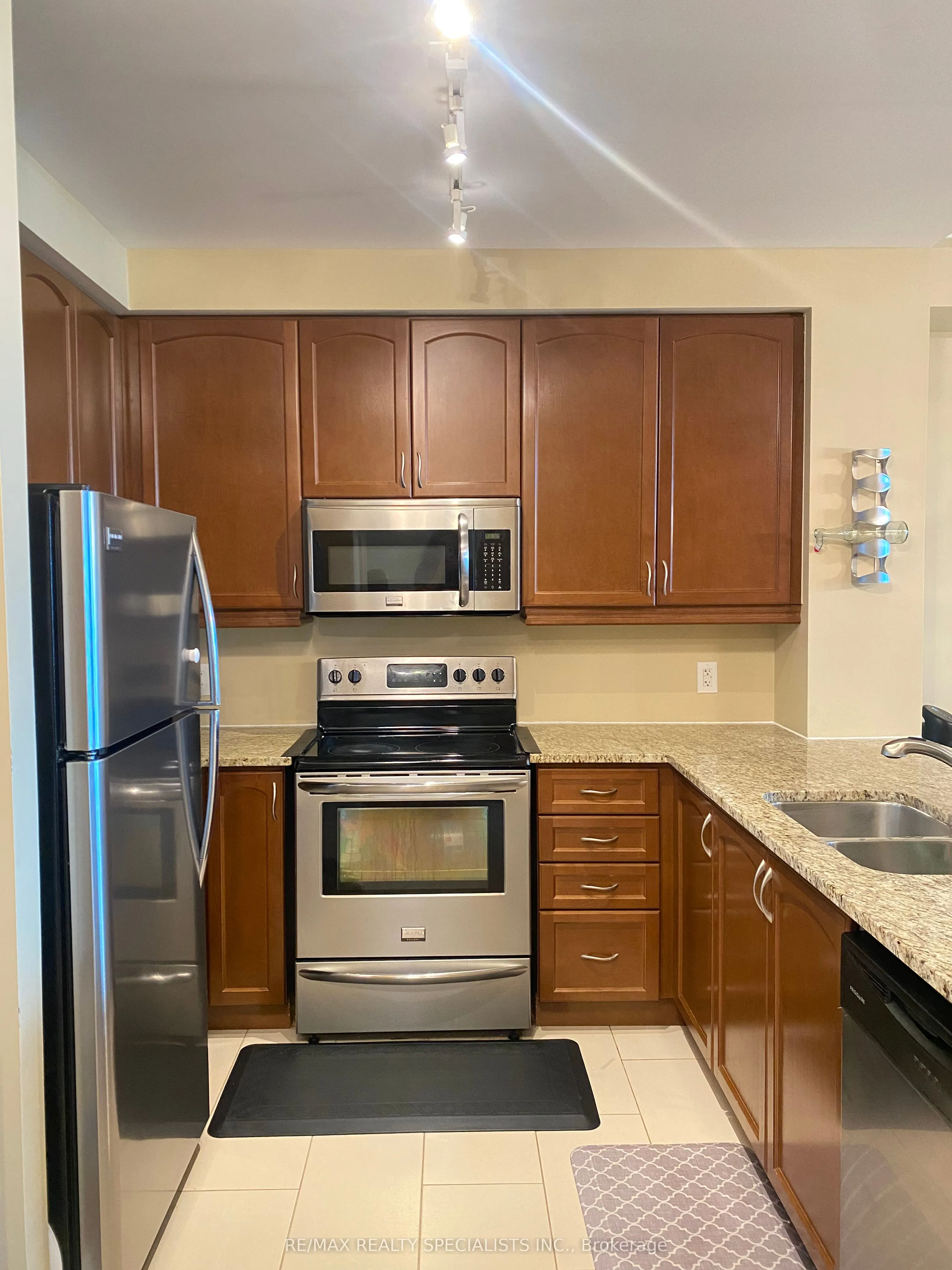 100 John Street #2307