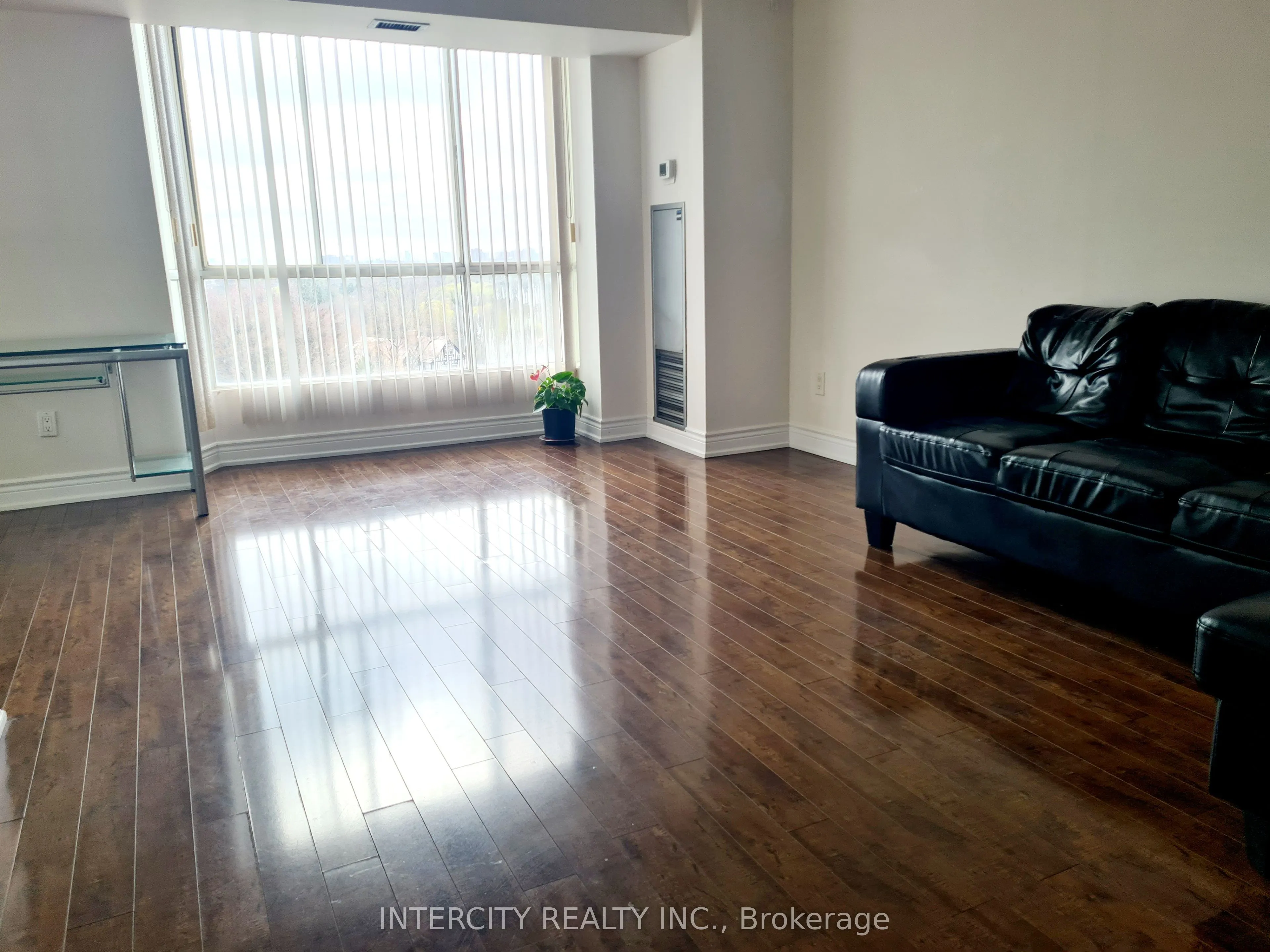 3077 Weston Road, #1105