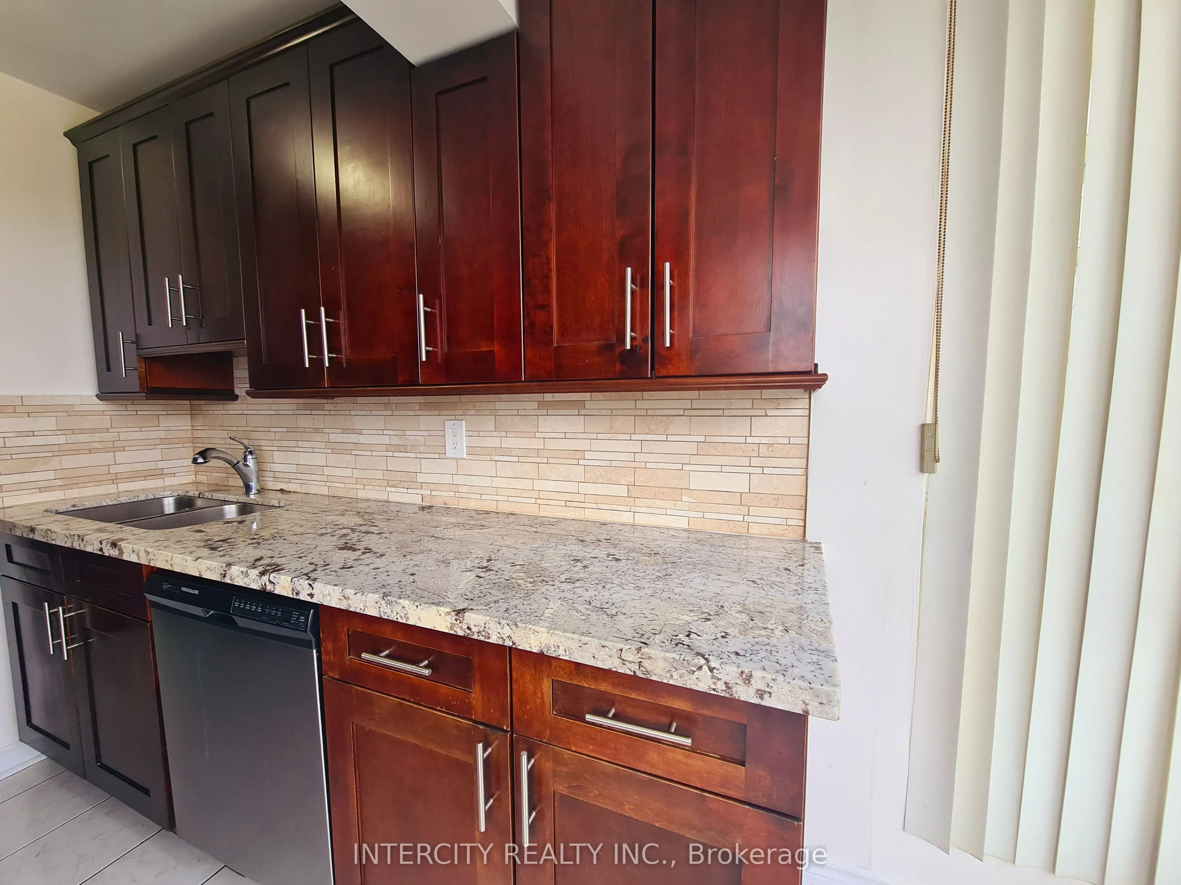 3077 Weston Road, #1105