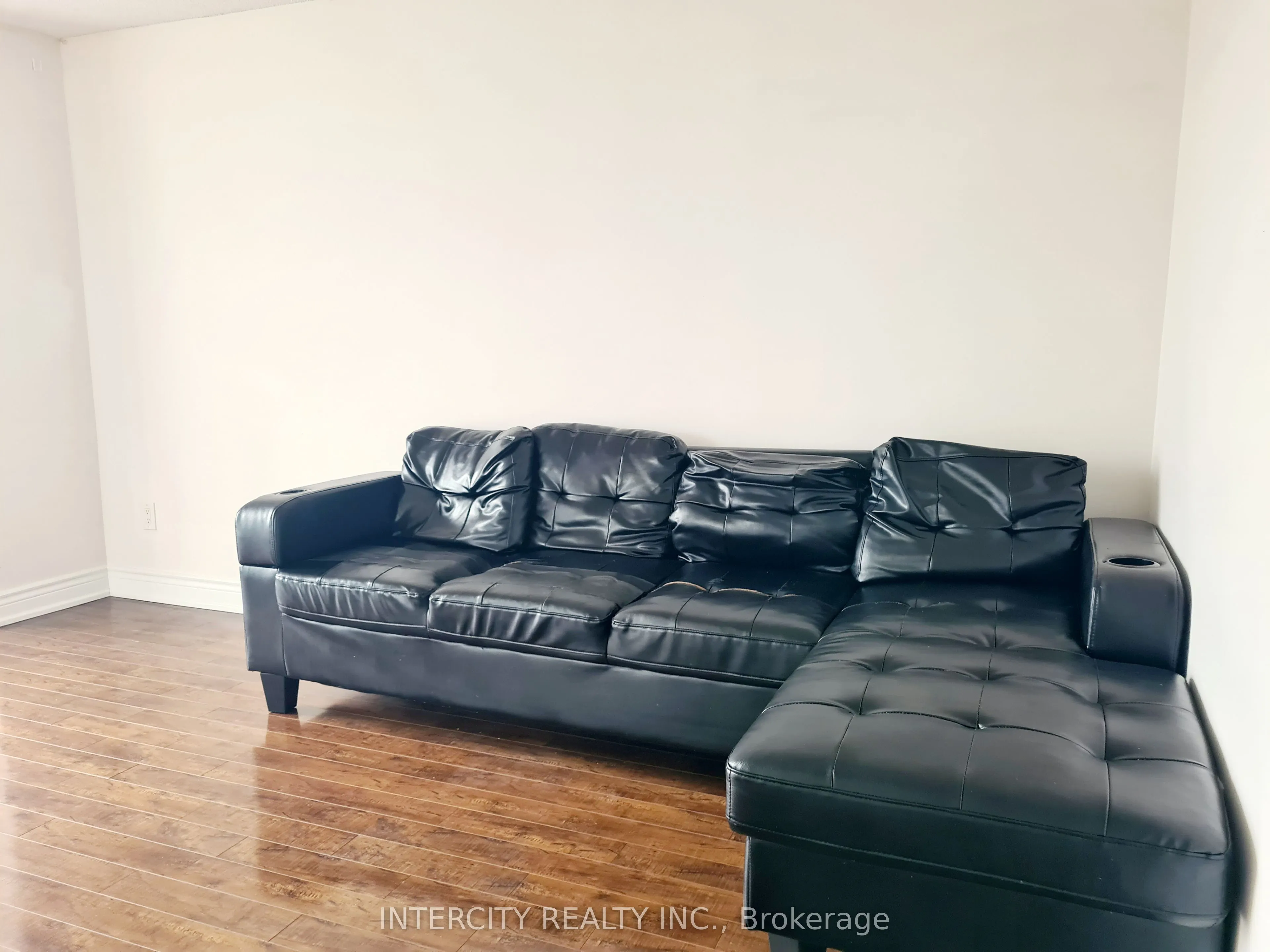 3077 Weston Road, #1105