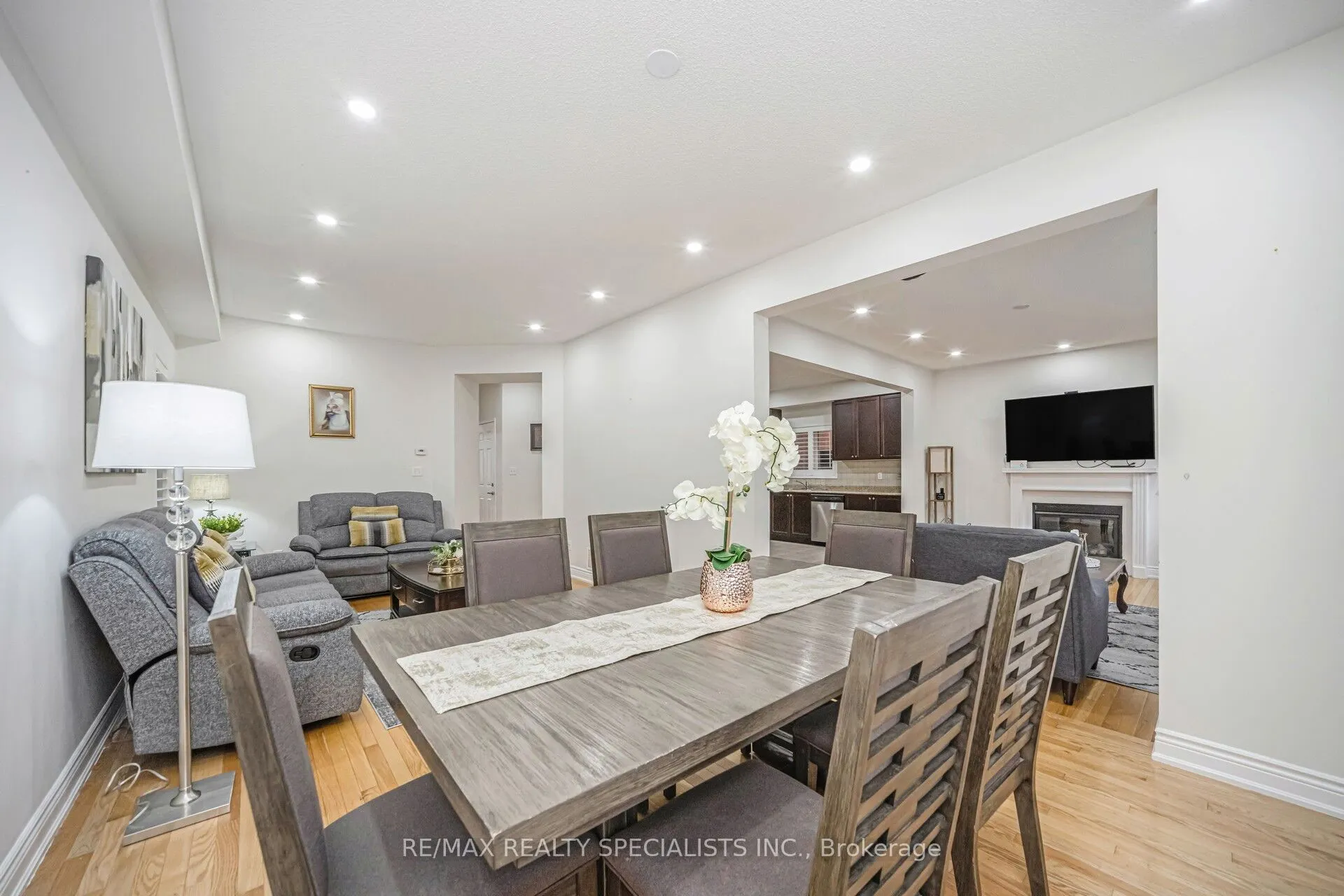 227 Valleyway Drive