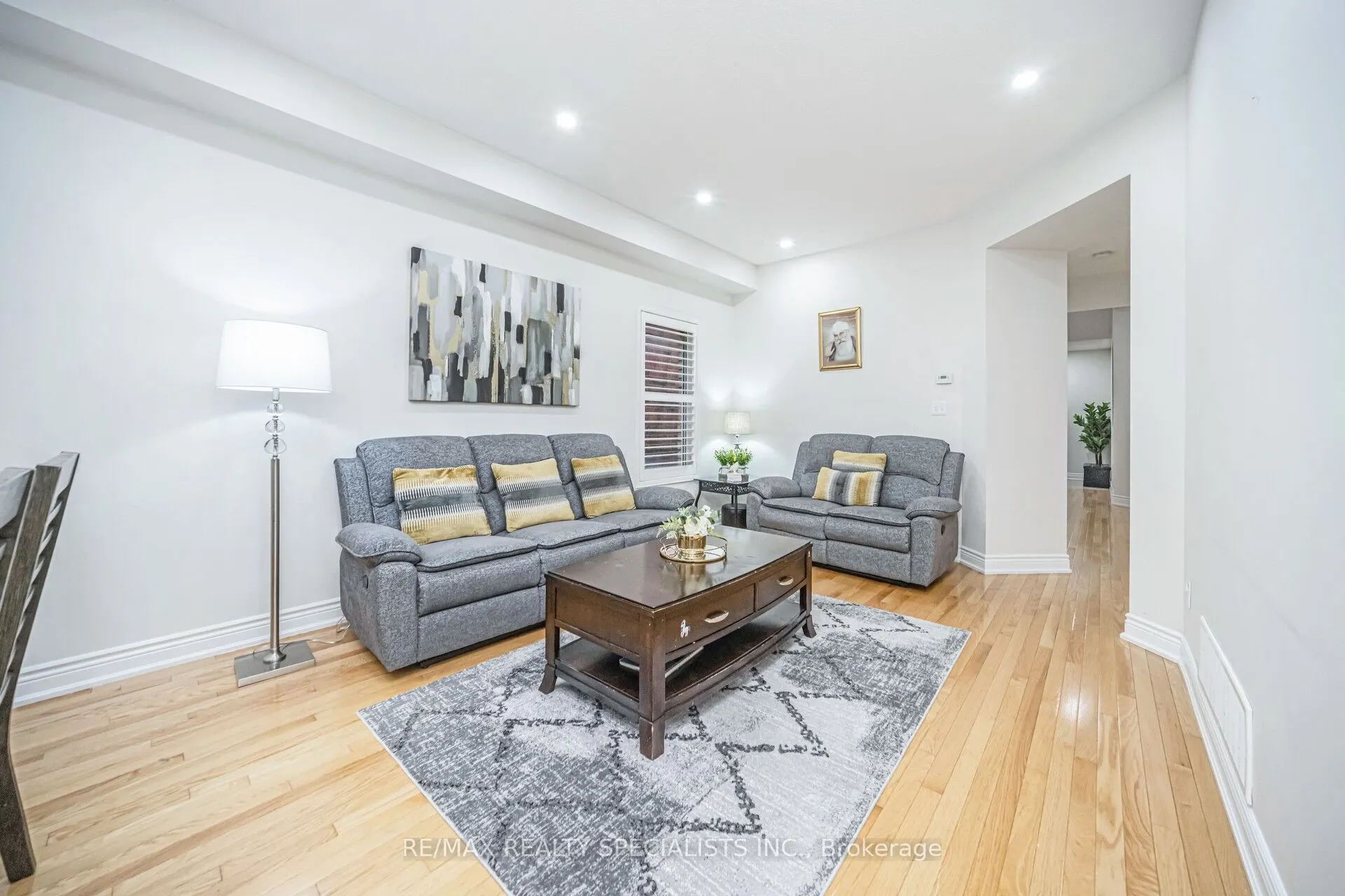 227 Valleyway Drive