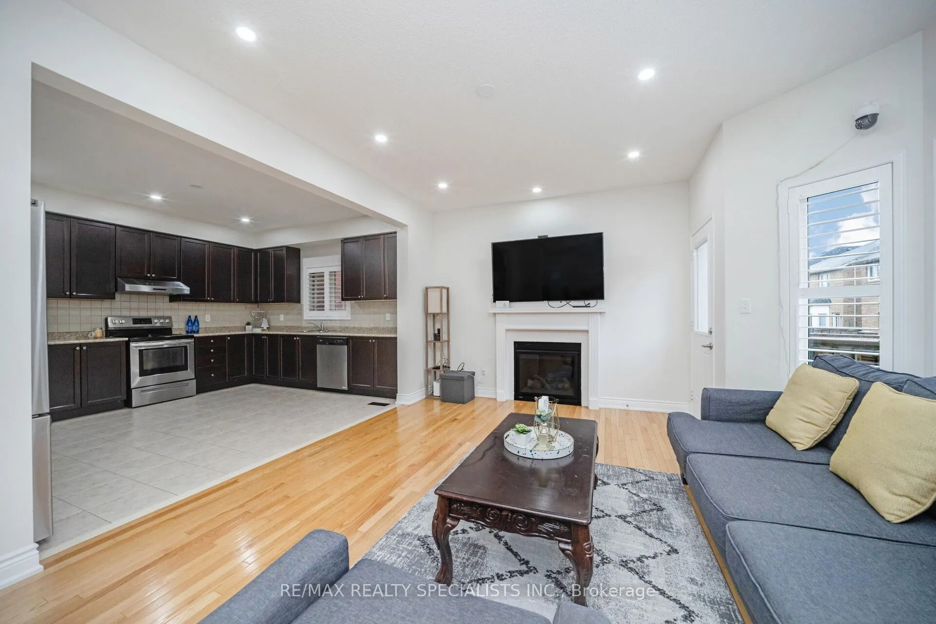 227 Valleyway Drive