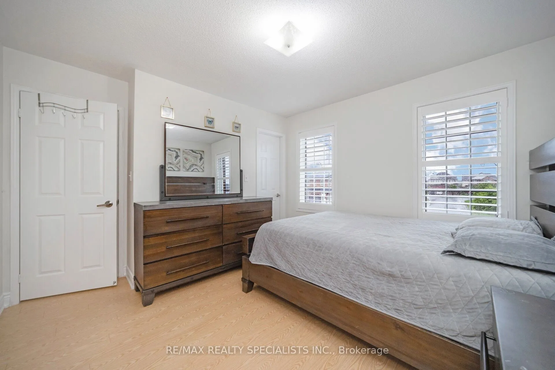227 Valleyway Drive