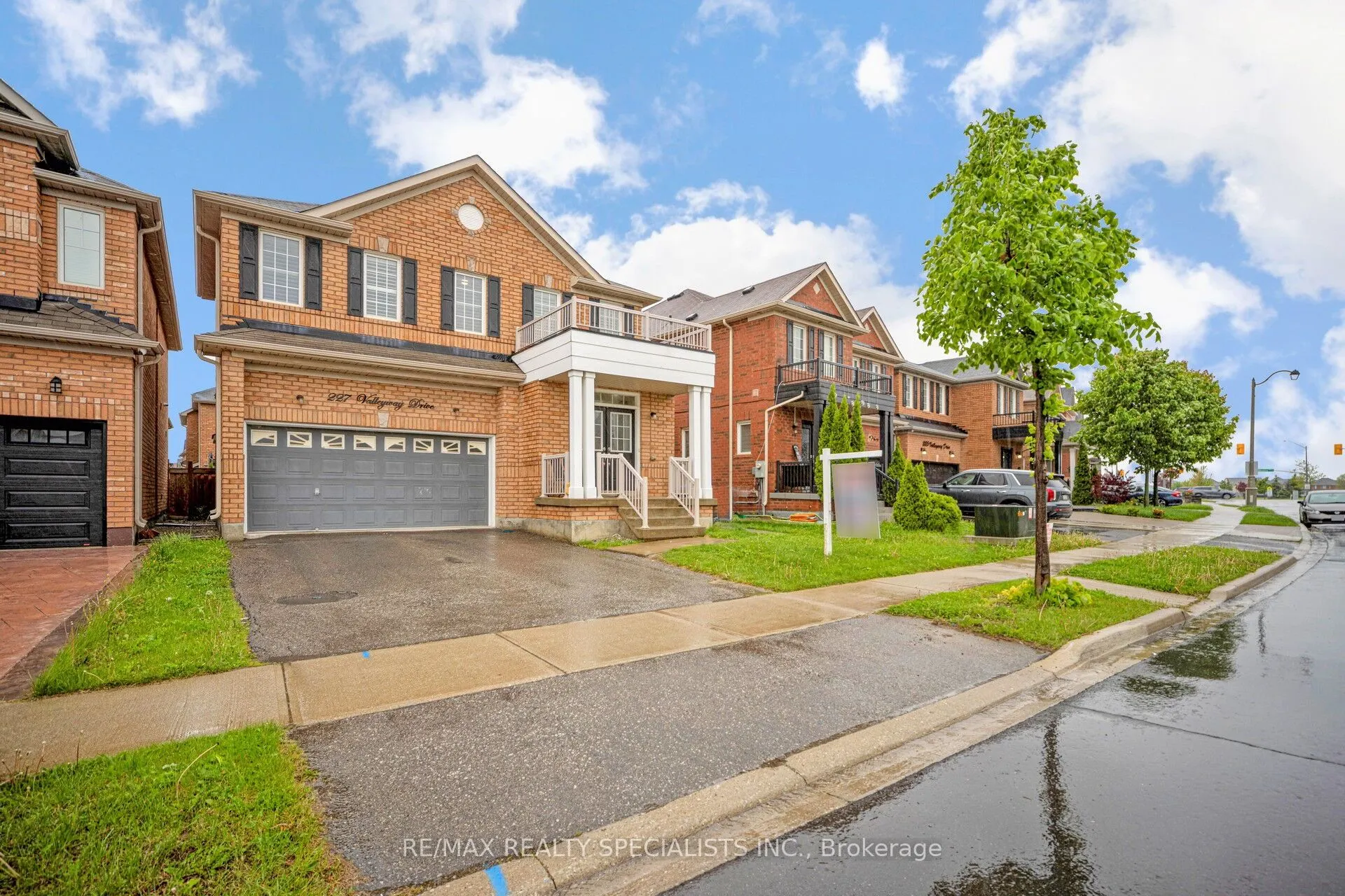 227 Valleyway Drive