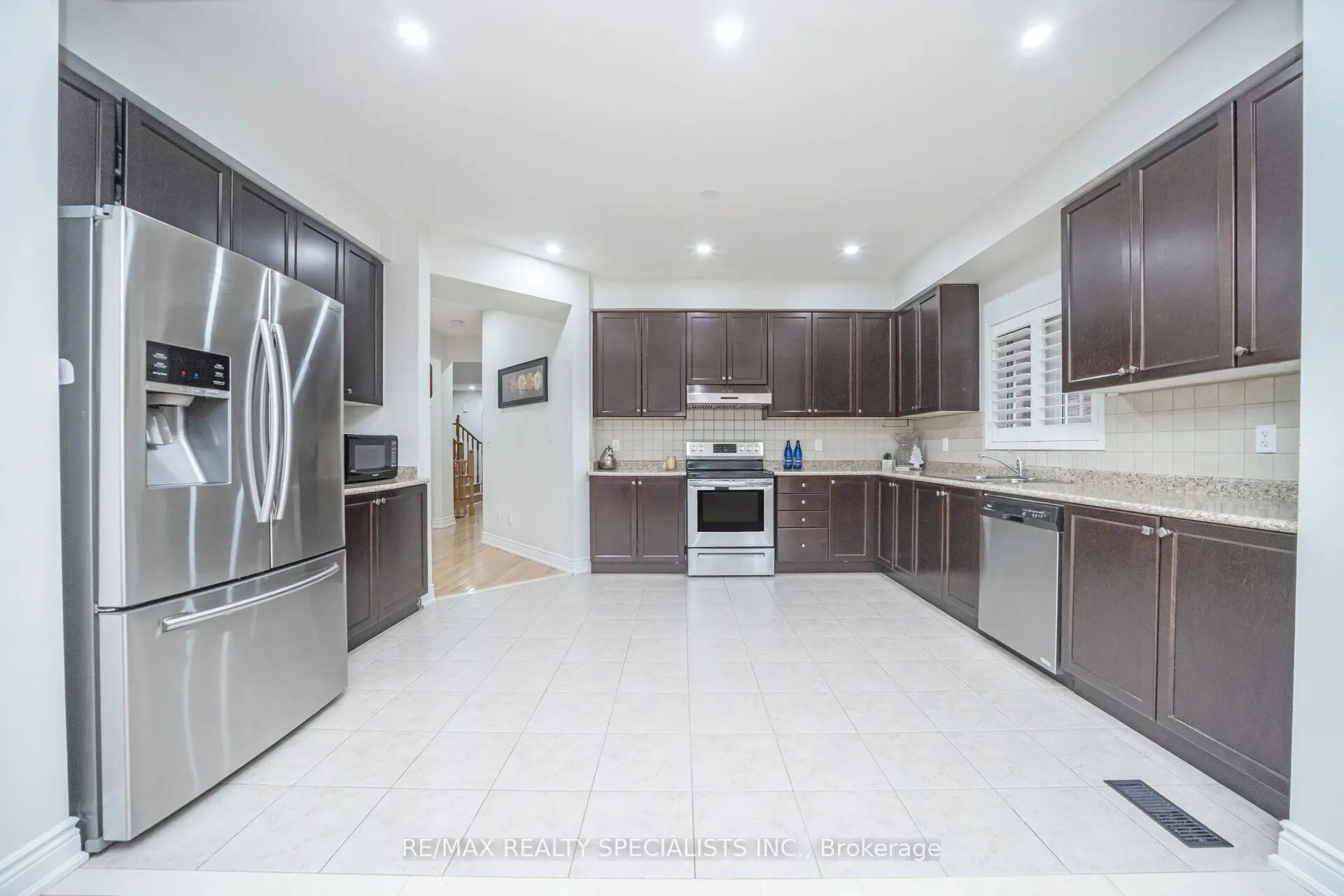 227 Valleyway Drive