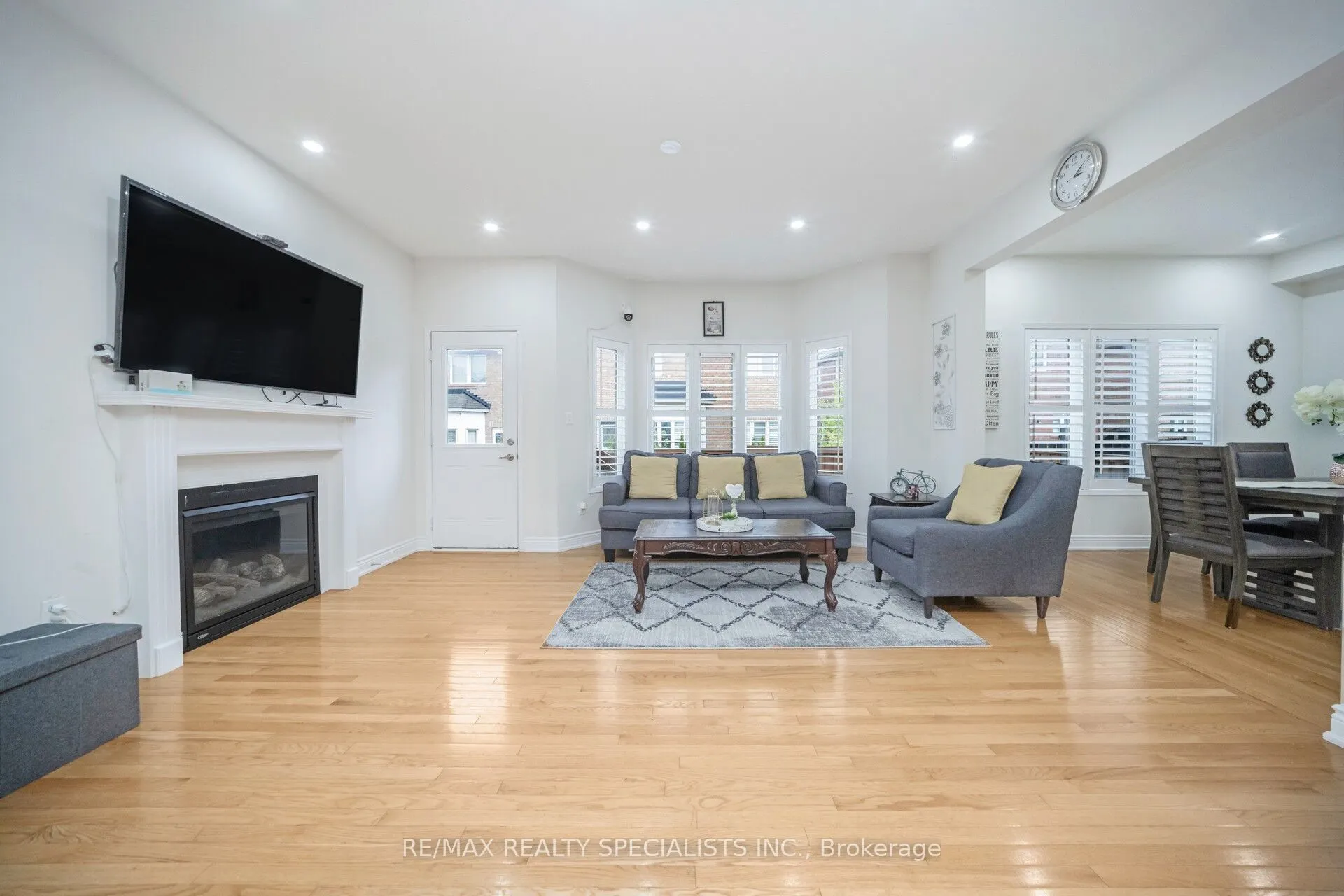 227 Valleyway Drive