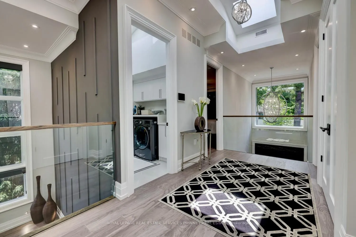 533 Carson Lane