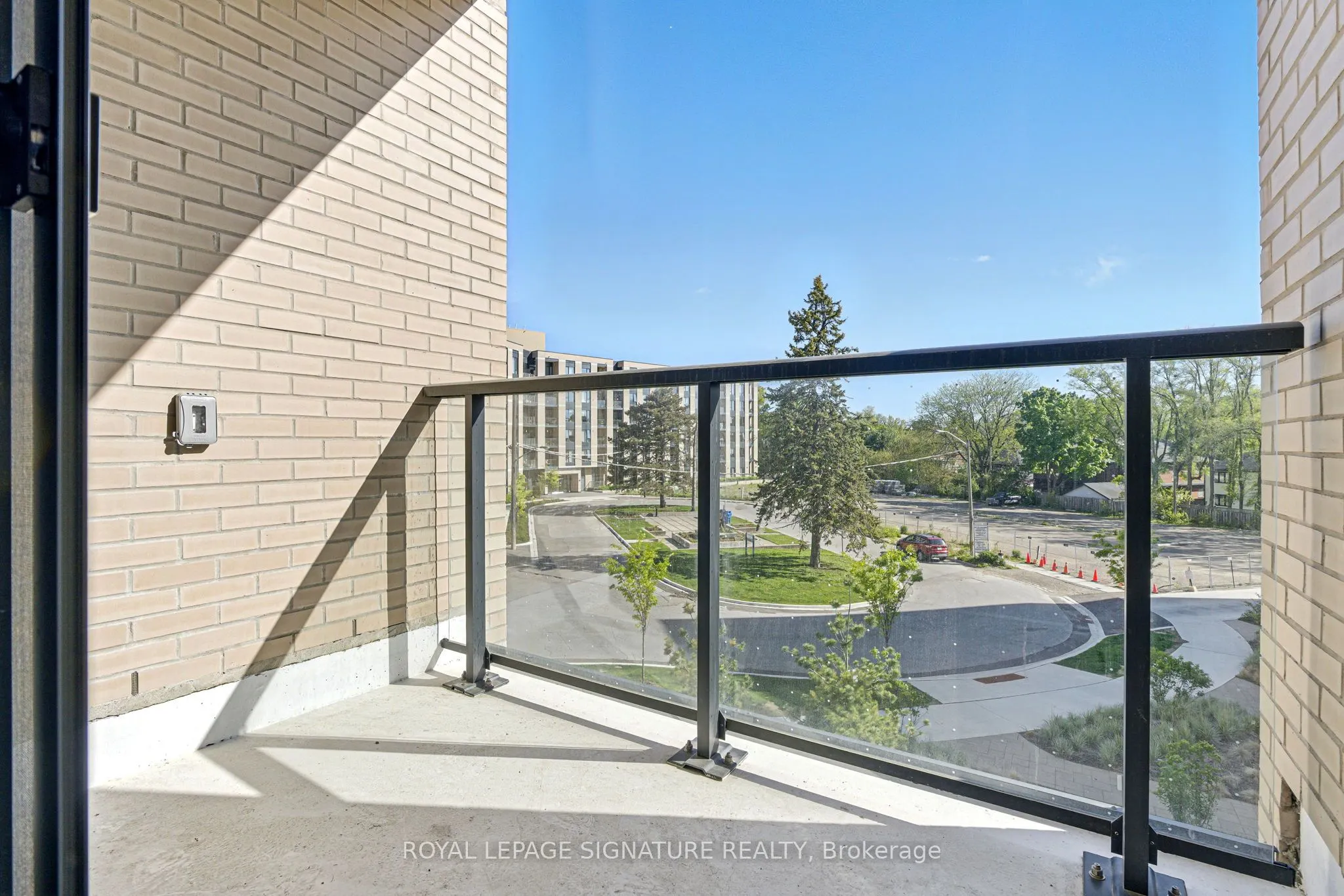 293 The Kingsway, #324