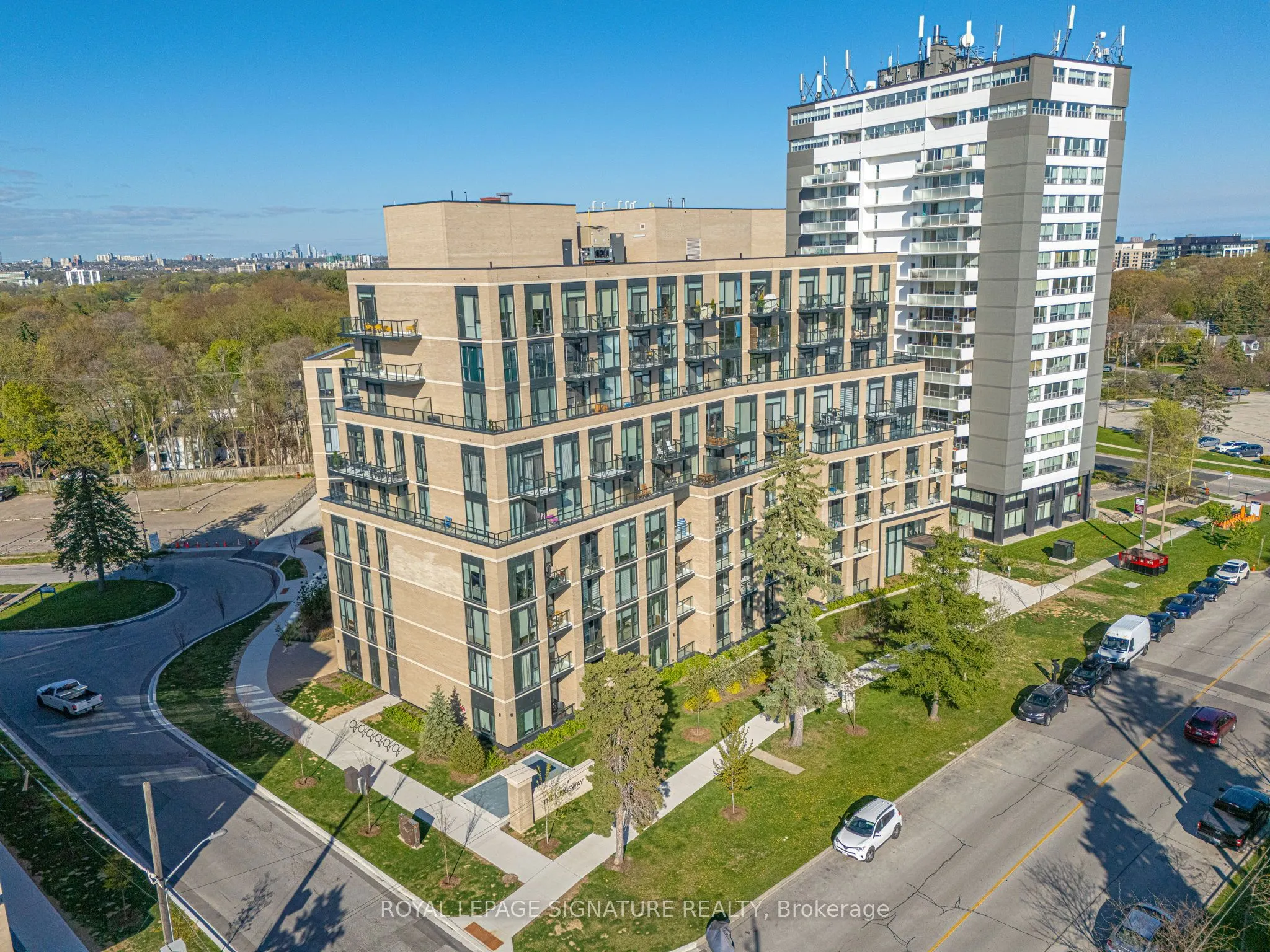 293 The Kingsway, #324