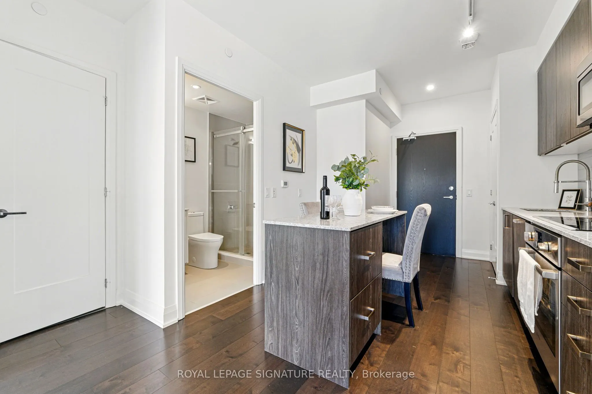 293 The Kingsway, #324