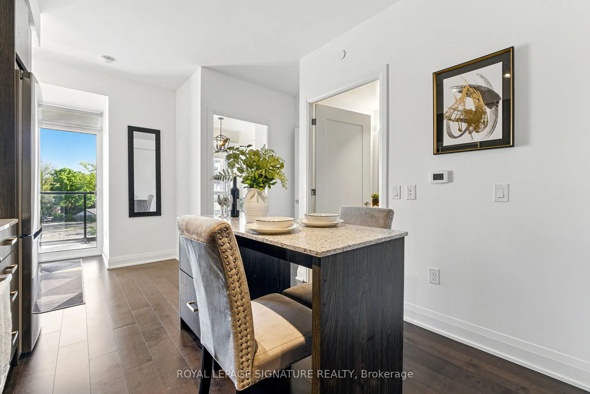 293 The Kingsway, #324