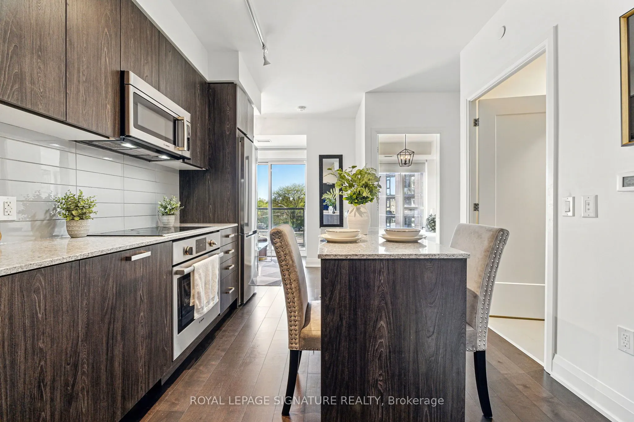 293 The Kingsway, #324