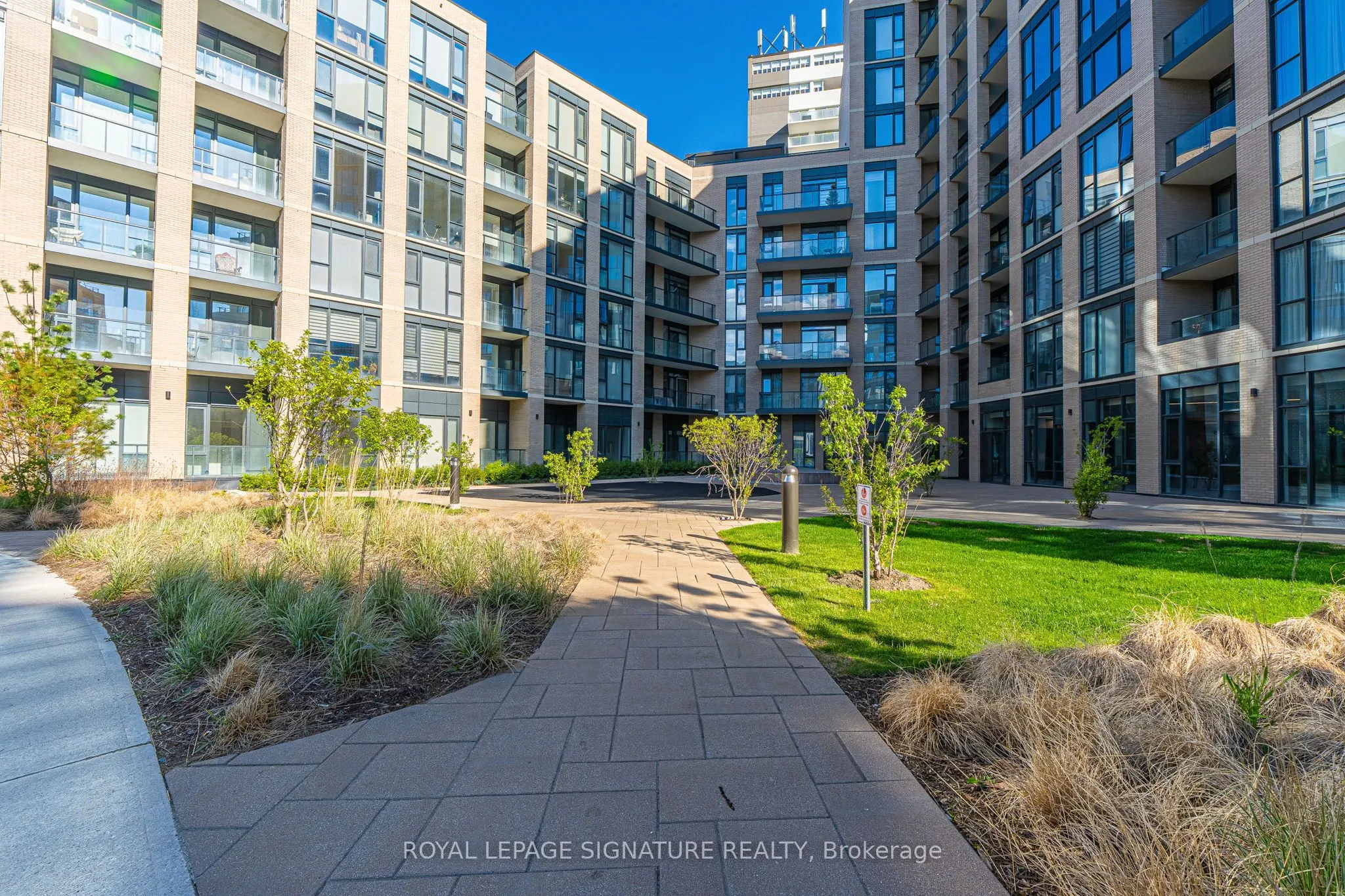 293 The Kingsway, #324