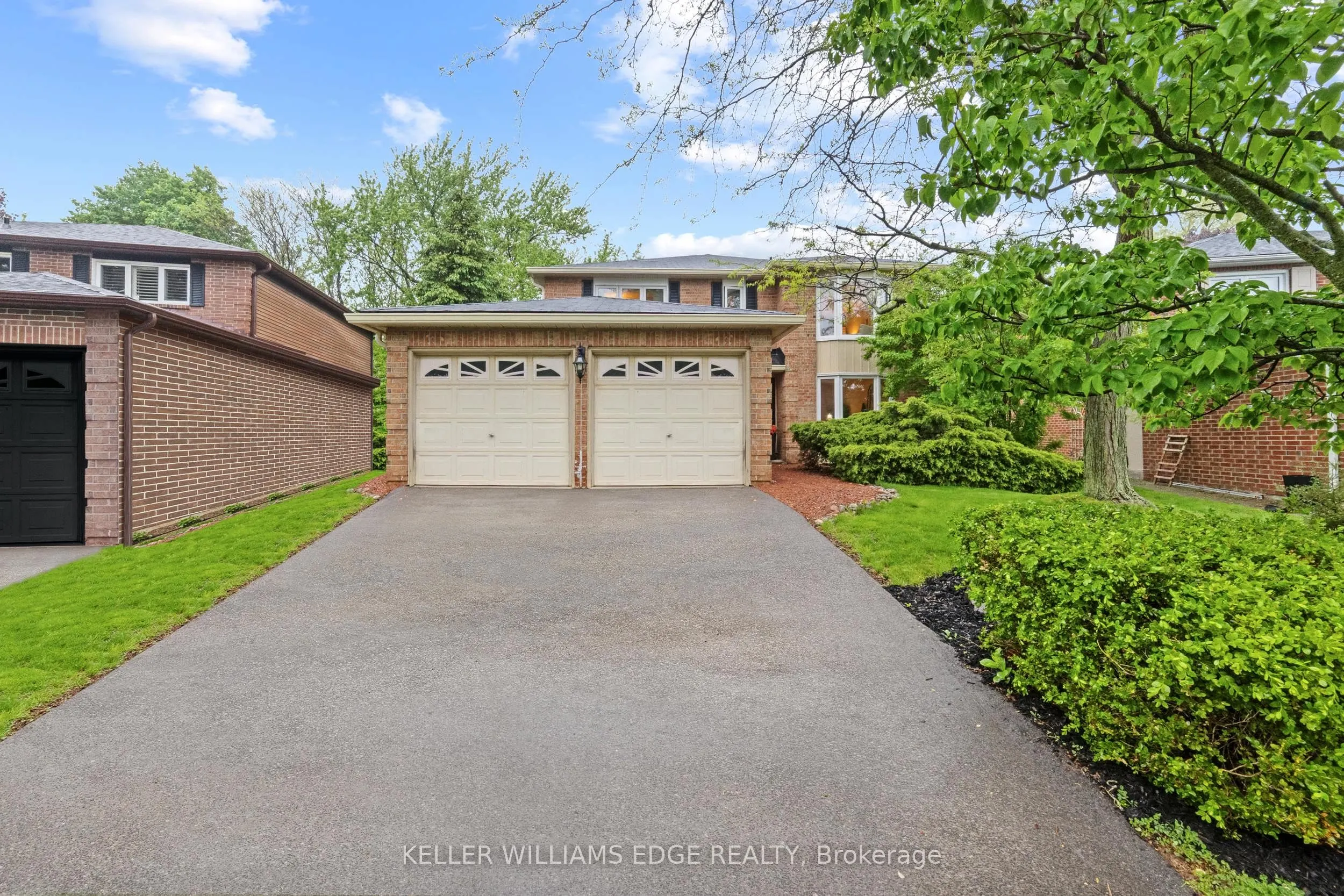 2095 Fallingbrook Court