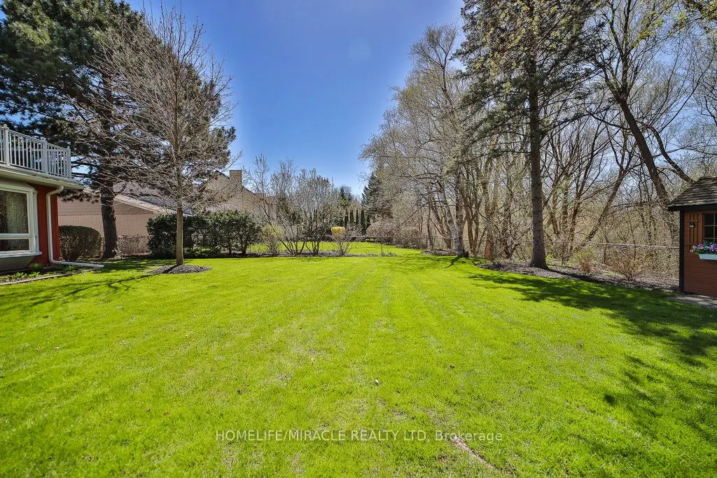 17 Ridgehill Drive