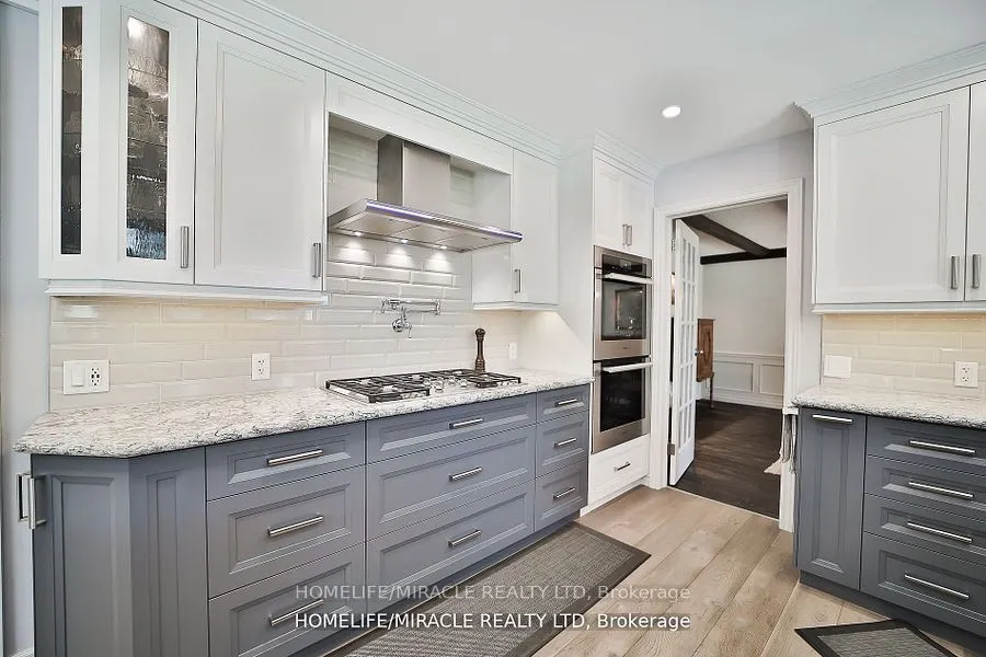 17 Ridgehill Drive