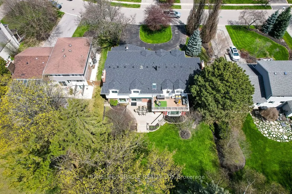 17 Ridgehill Drive