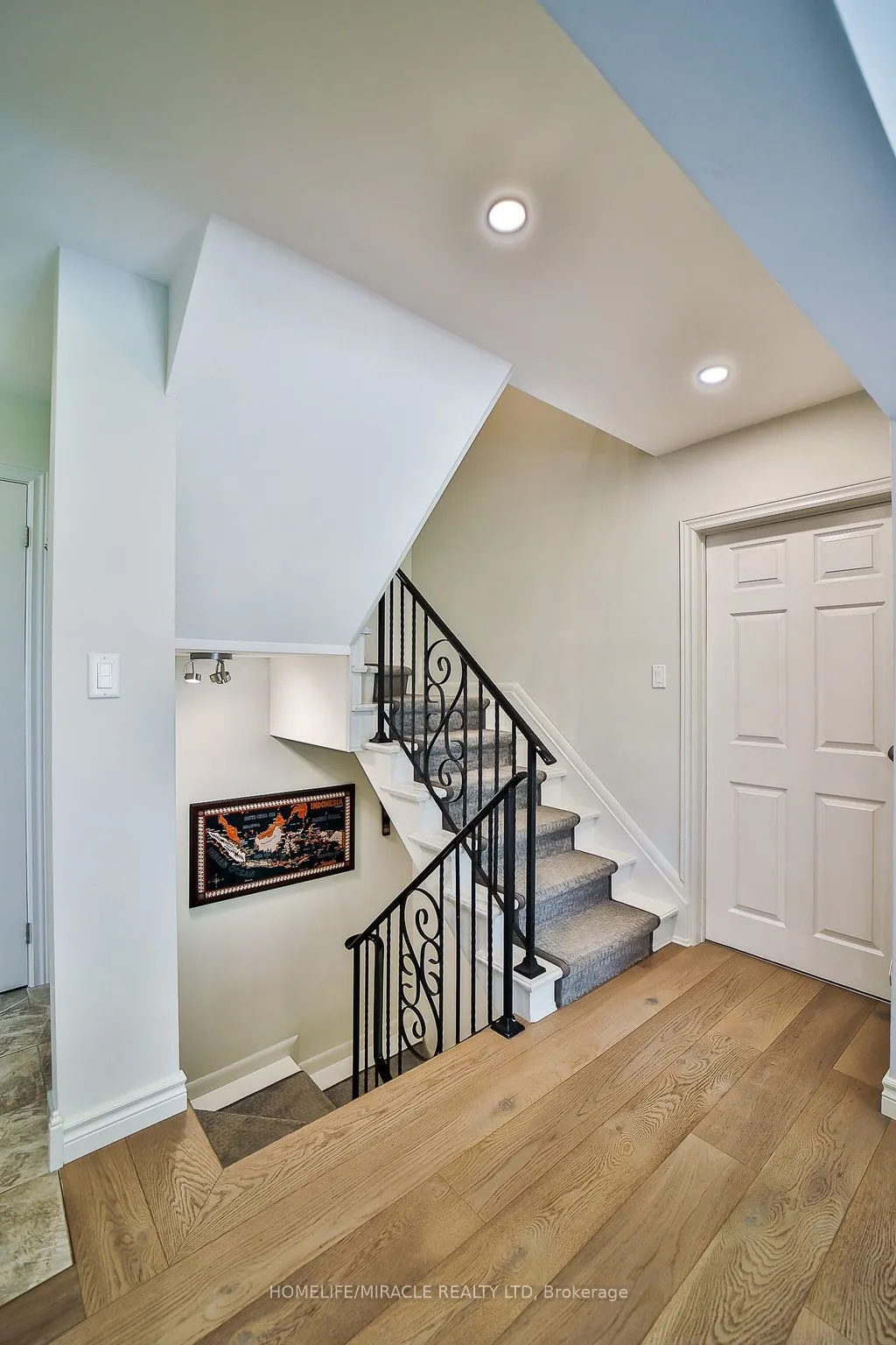 17 Ridgehill Drive