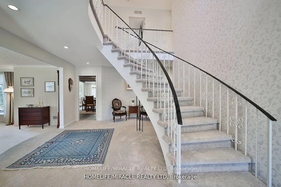 17 Ridgehill Drive