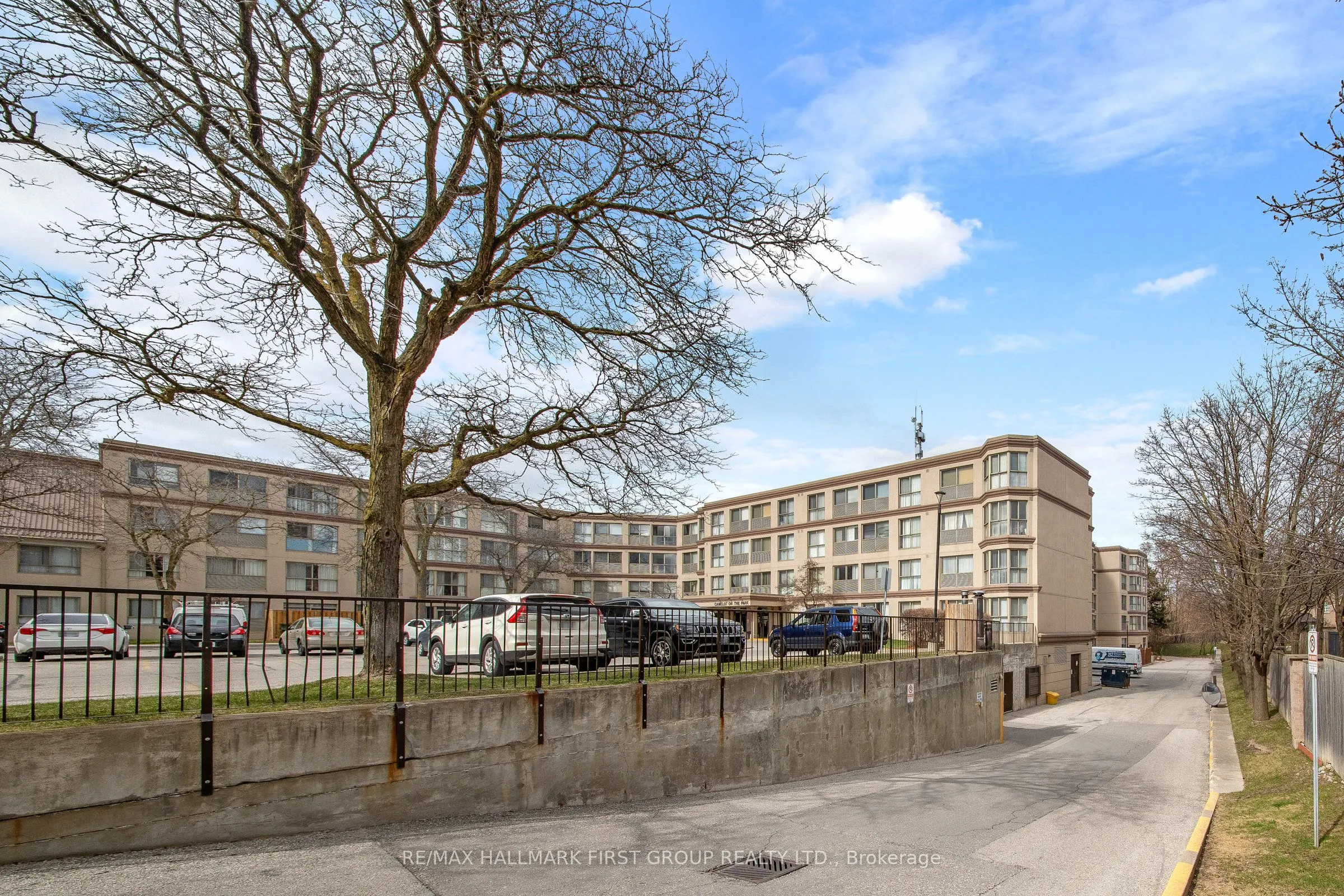 8351 McLaughlin Road S #218