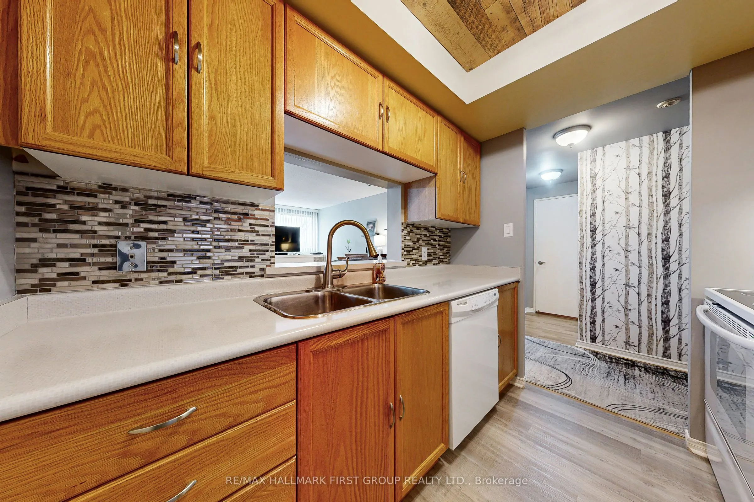8351 McLaughlin Road S #218