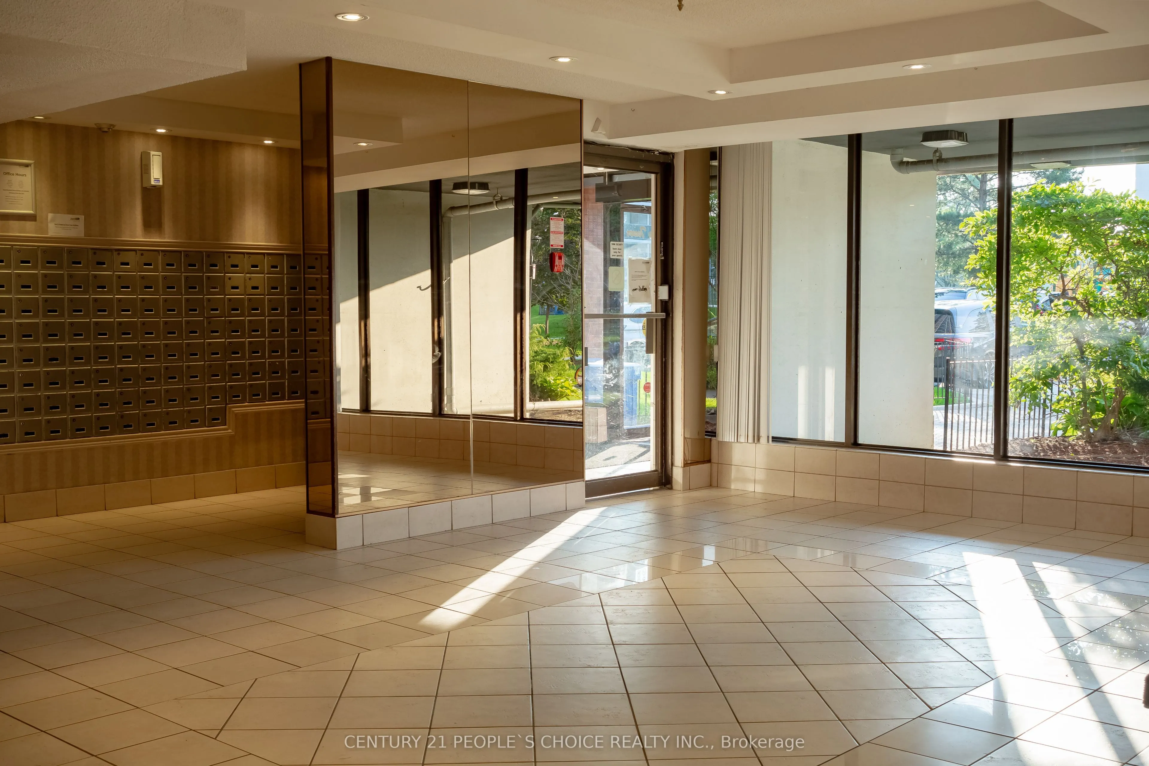 21 Knightsbridge Road, #907