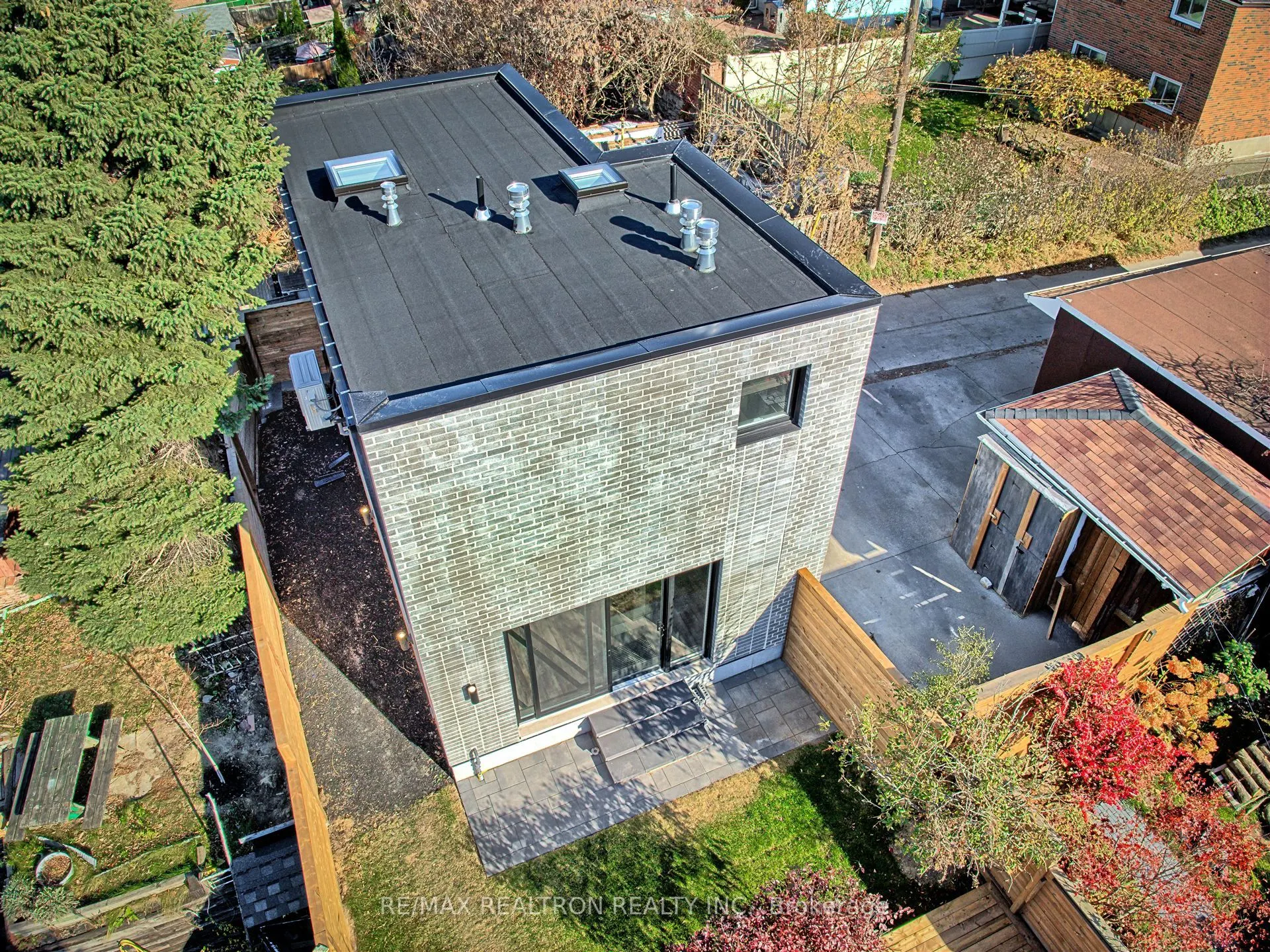 421 Silverthorn Avenue, #Unit C