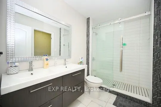 3 Moonstream Court, #3