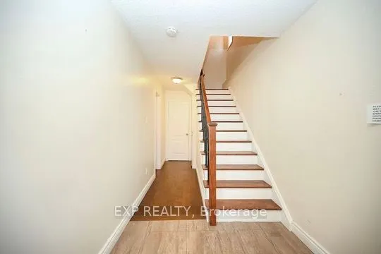 3 Moonstream Court, #3