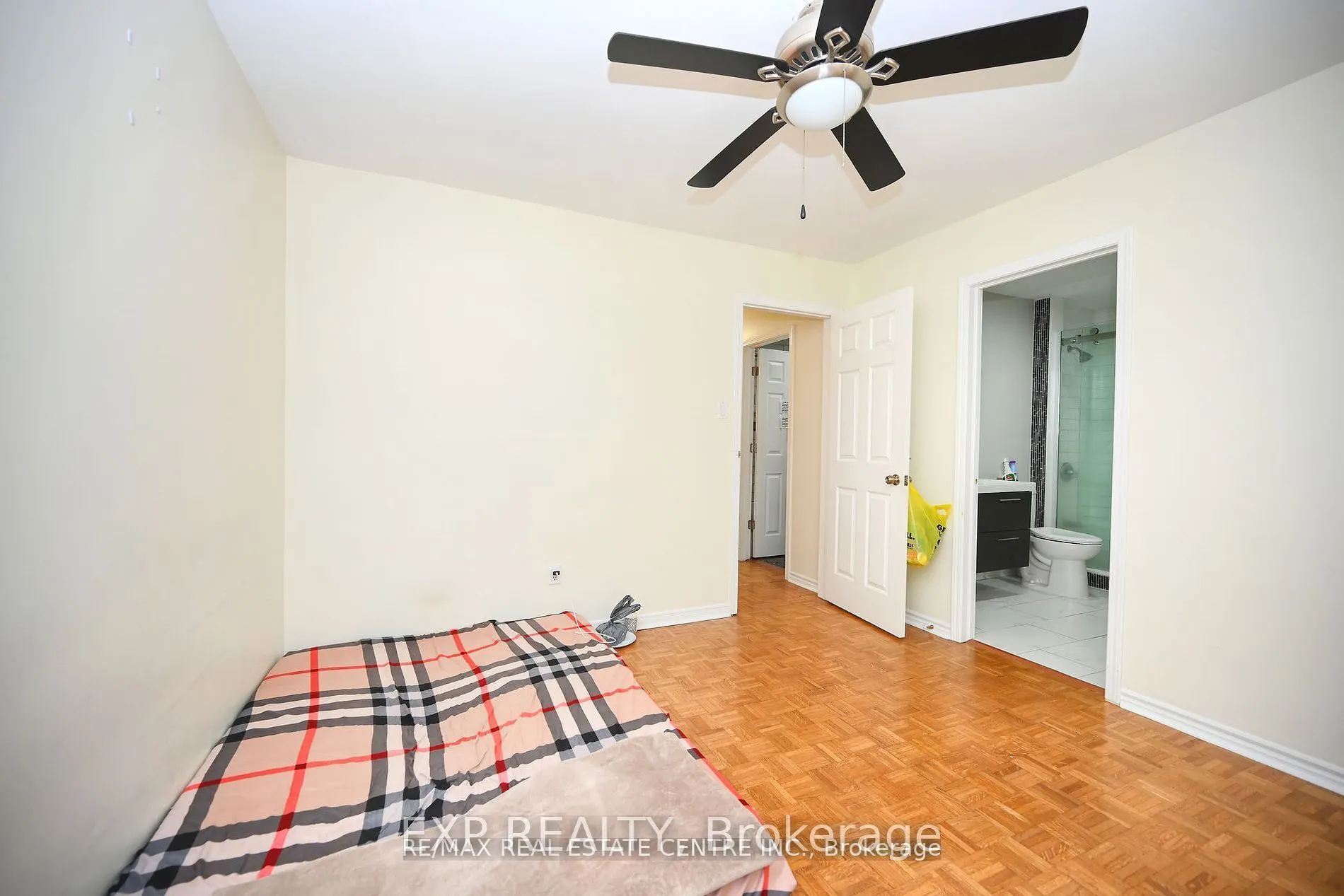 3 Moonstream Court, #3
