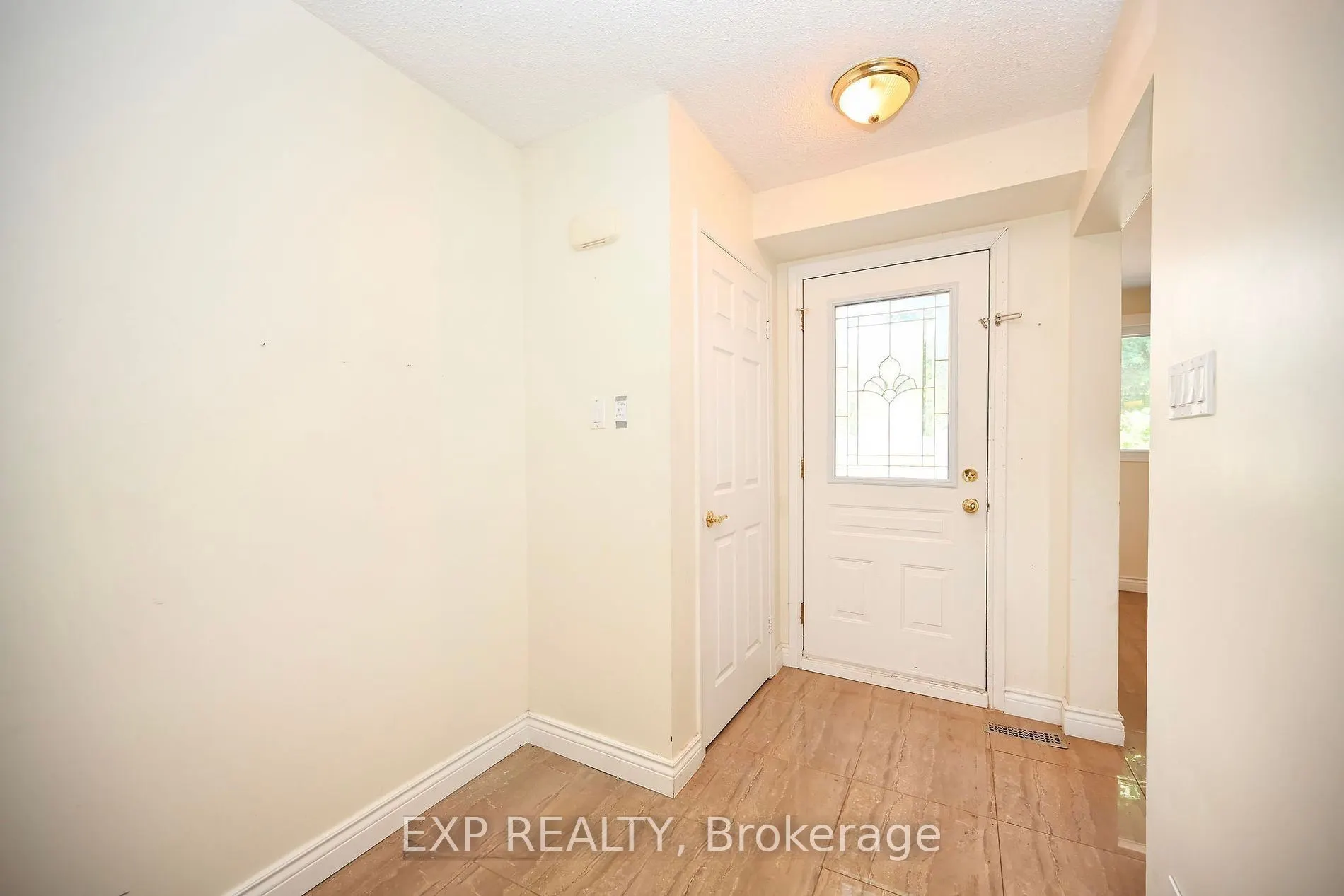 3 Moonstream Court, #3