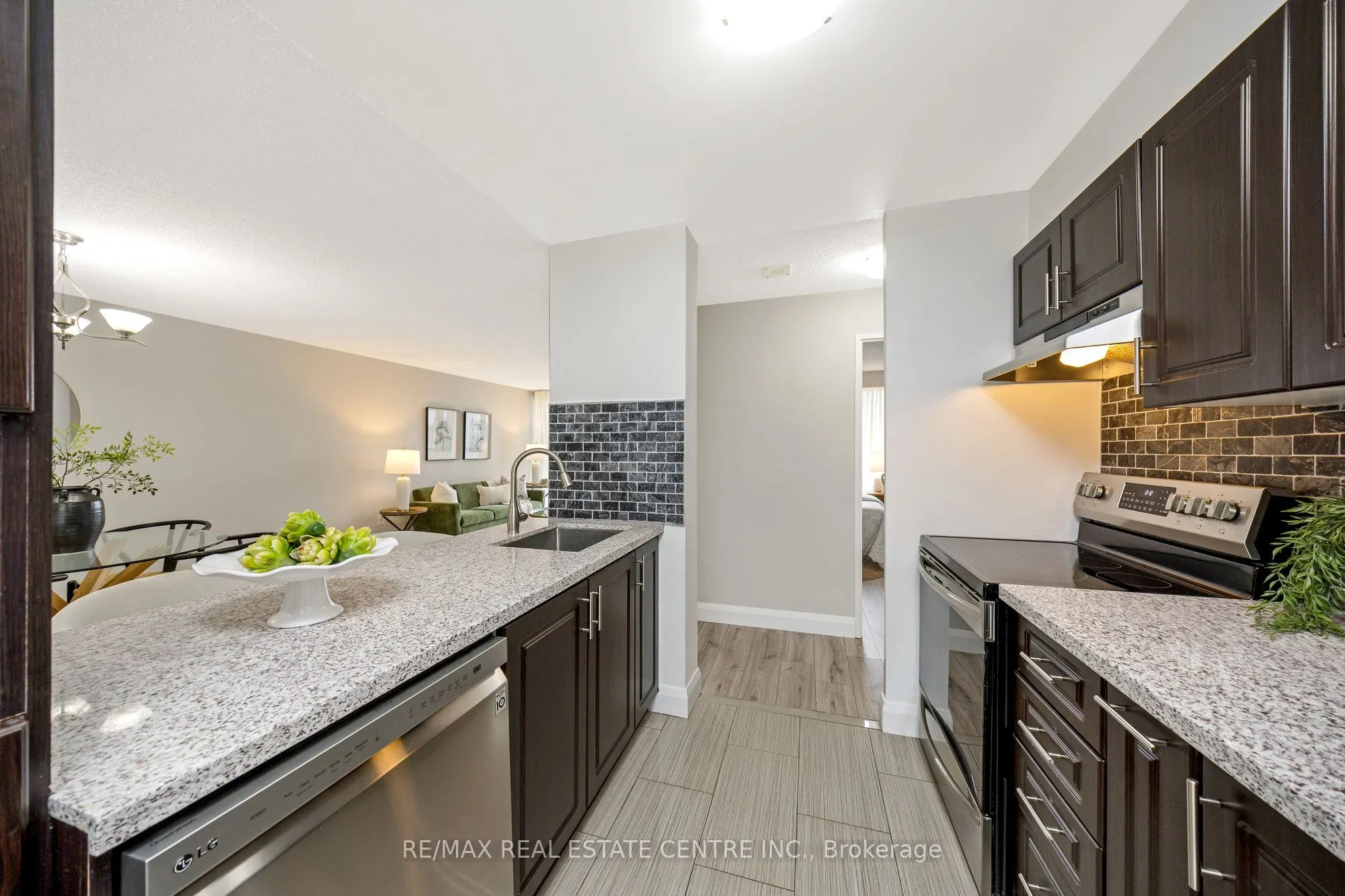 4185 Shipp Drive, #512