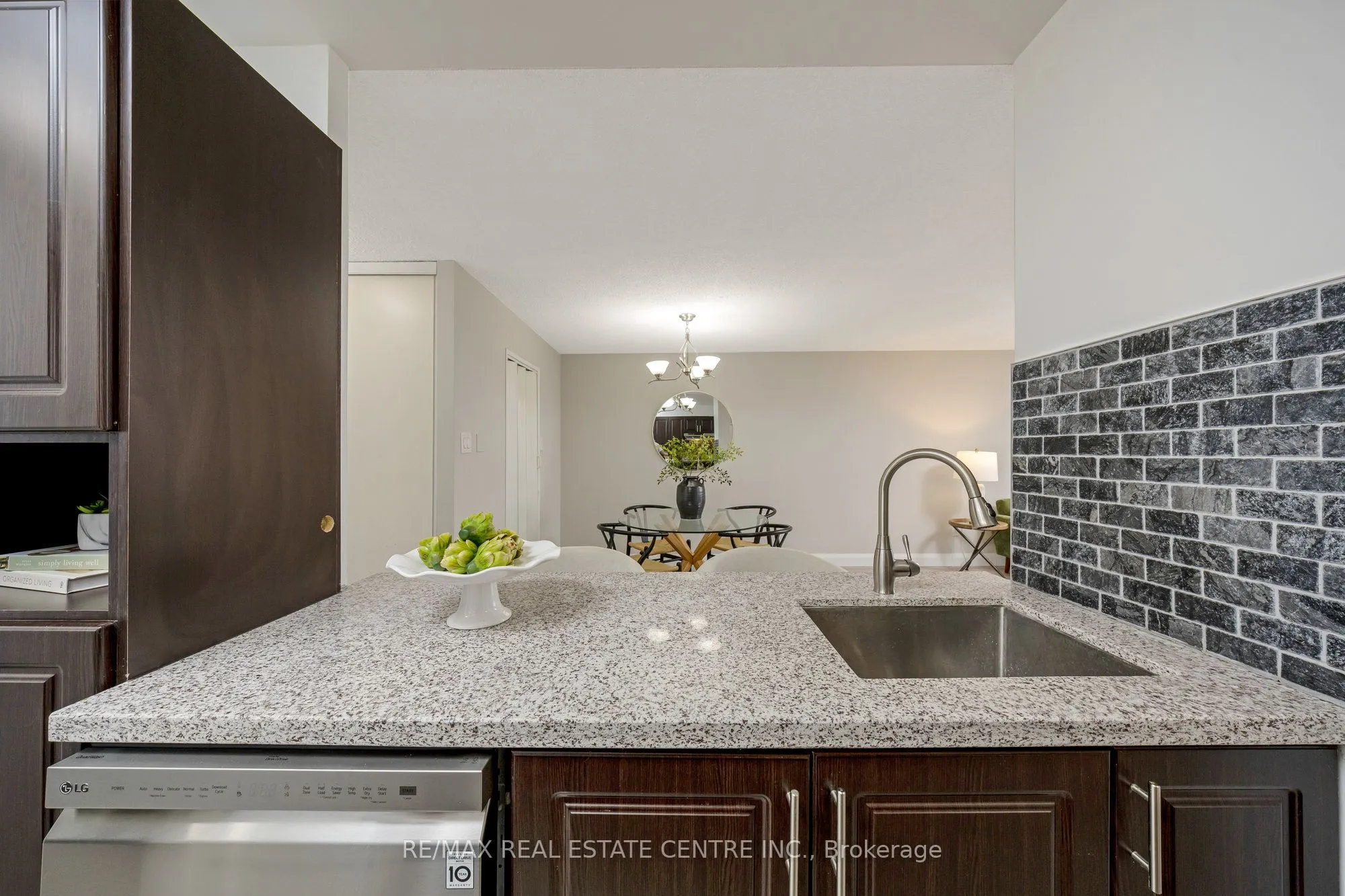 4185 Shipp Drive, #512
