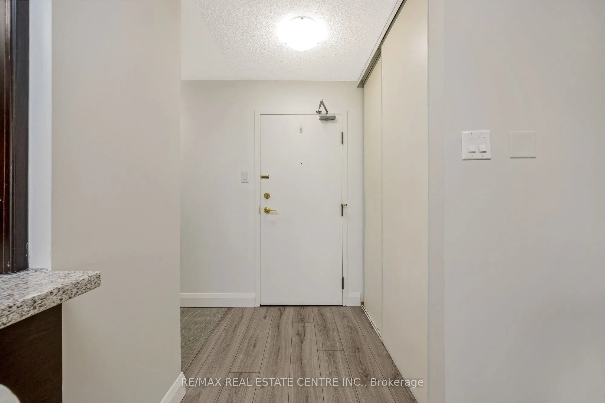4185 Shipp Drive, #512