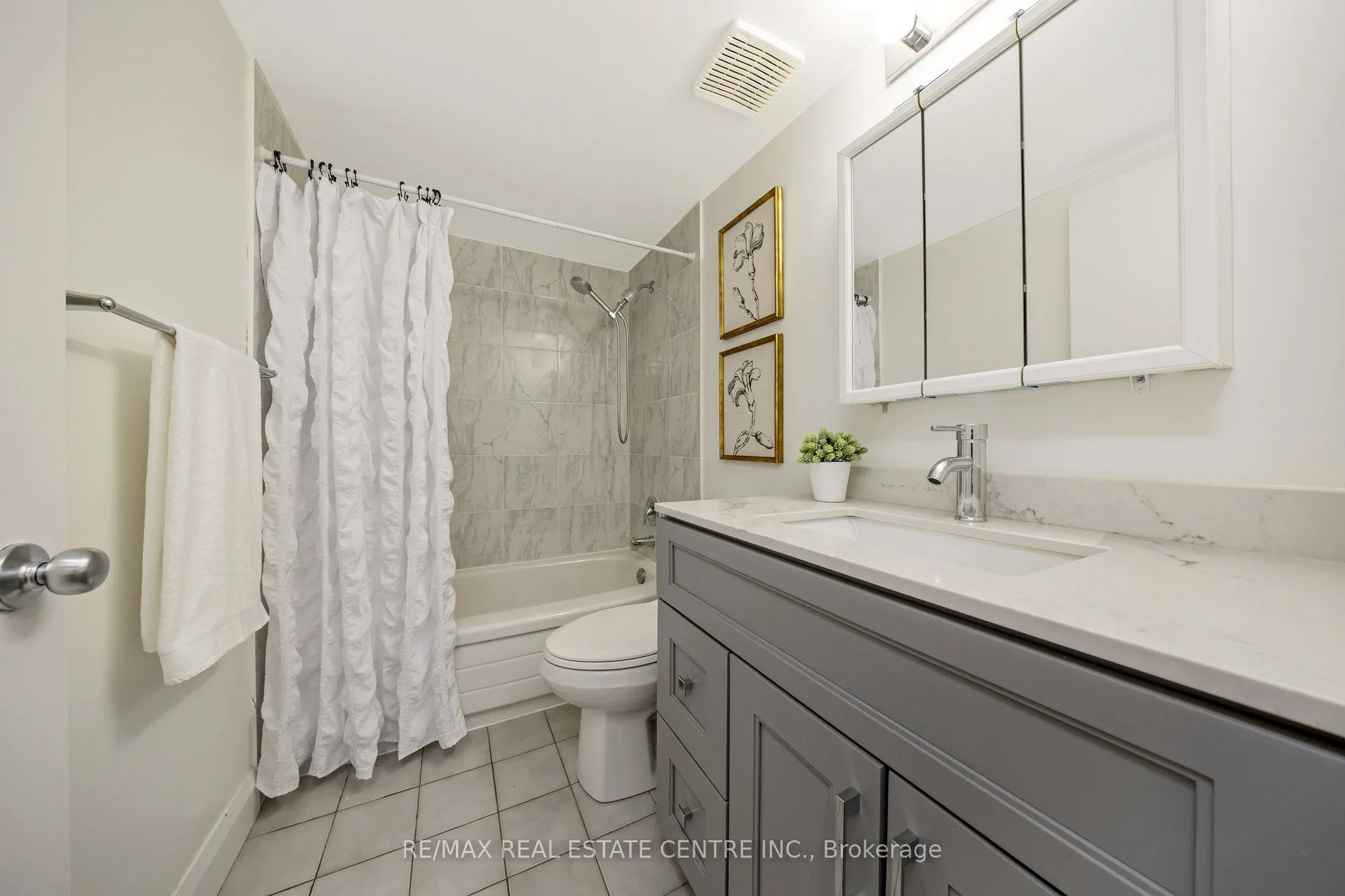 4185 Shipp Drive, #512