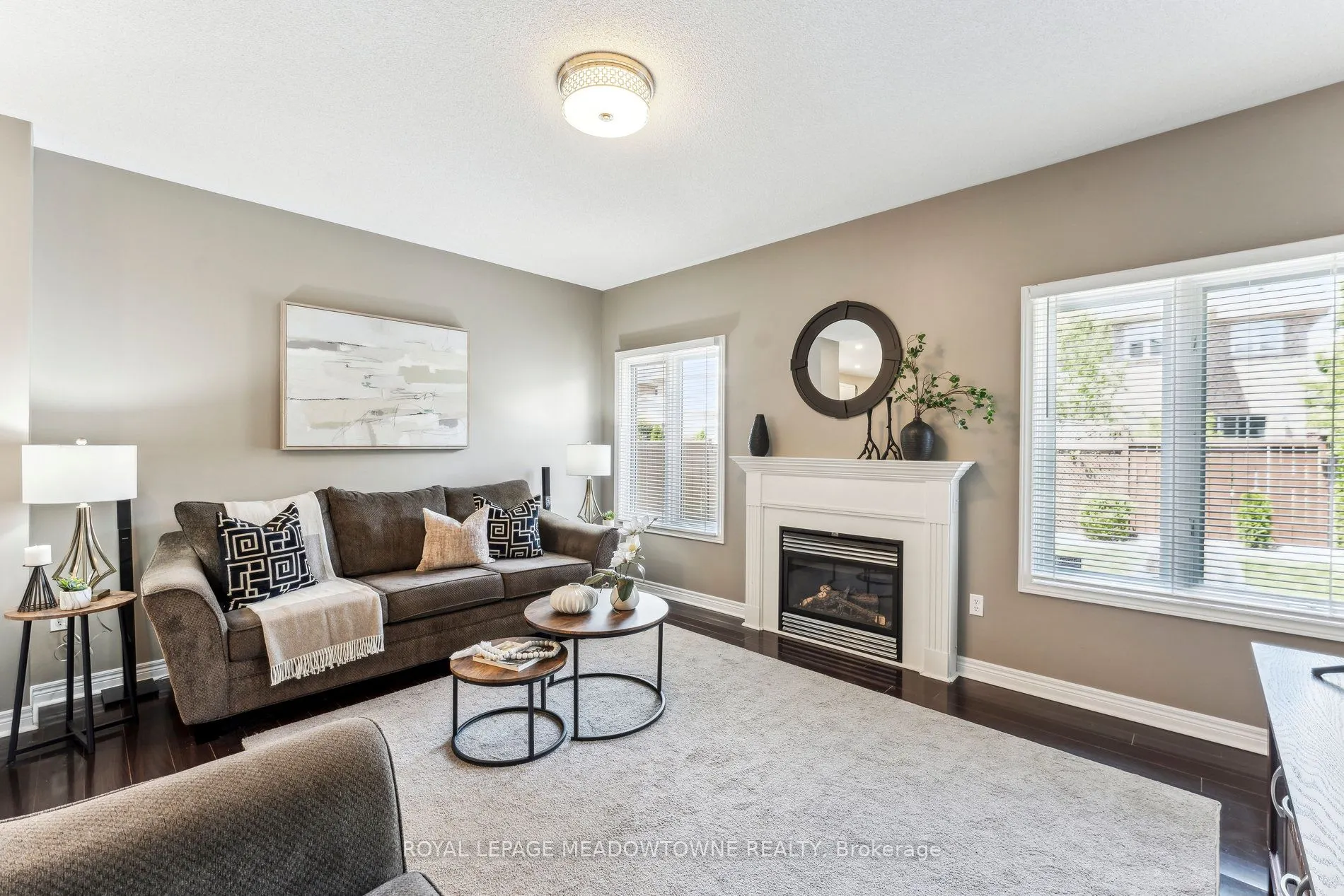 1186 Ezard Crescent