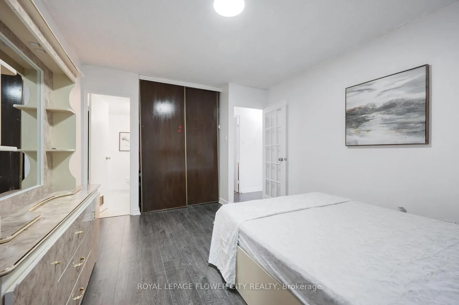 1615 Bloor Street, #207