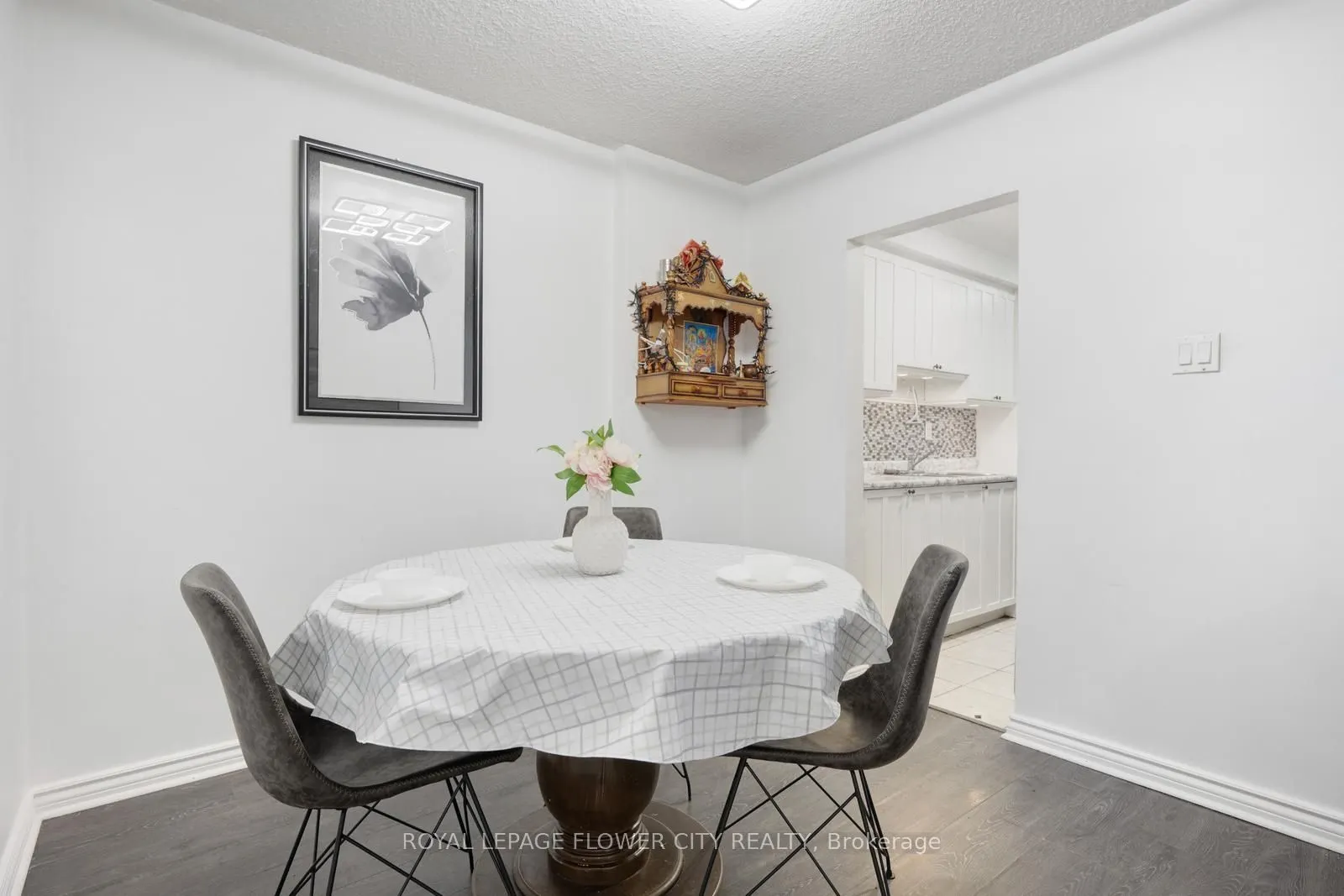 1615 Bloor Street, #207