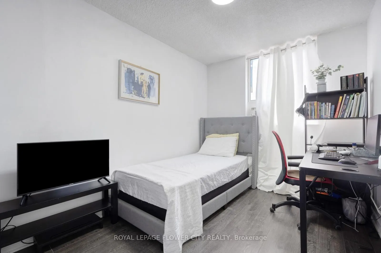 1615 Bloor Street, #207